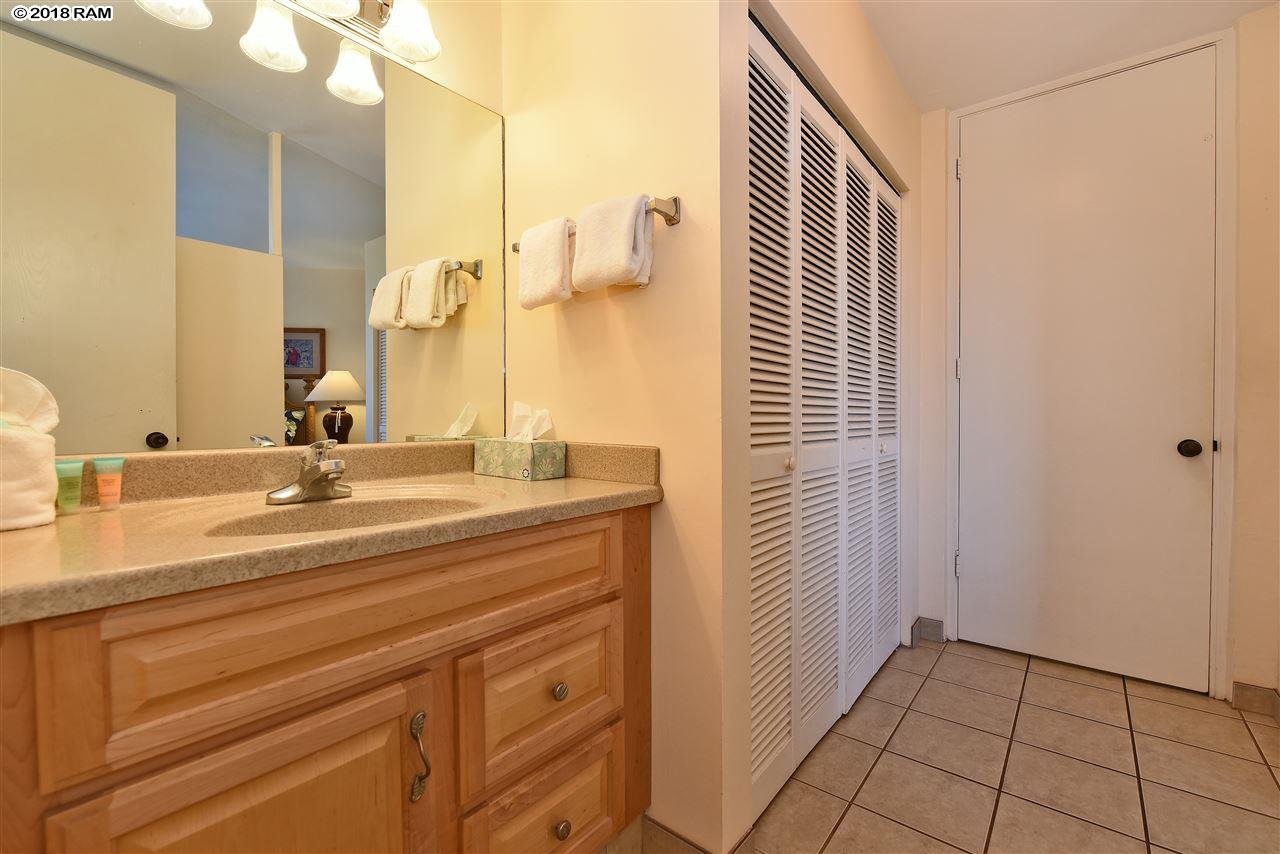 Kauhale Makai condo # 525, Kihei, Hawaii - photo 28 of 30