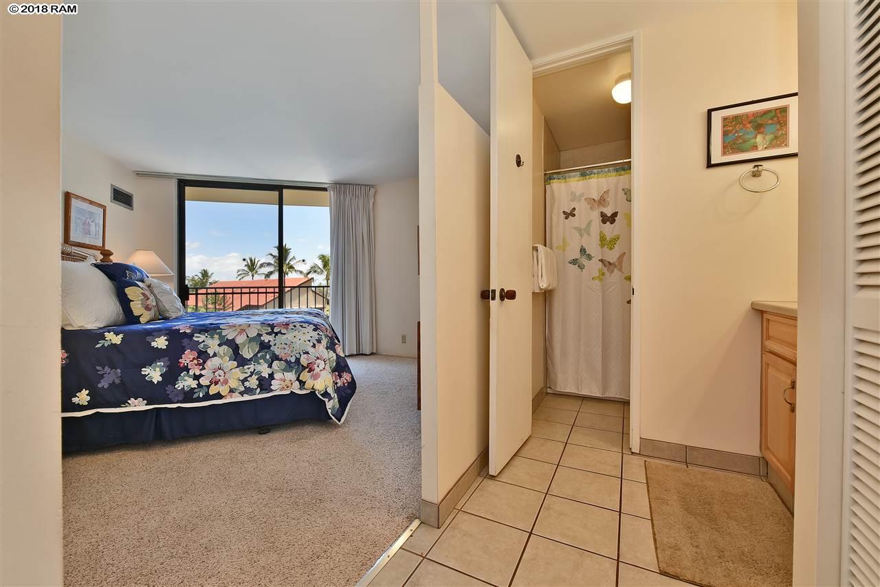 Kauhale Makai condo # 525, Kihei, Hawaii - photo 6 of 30