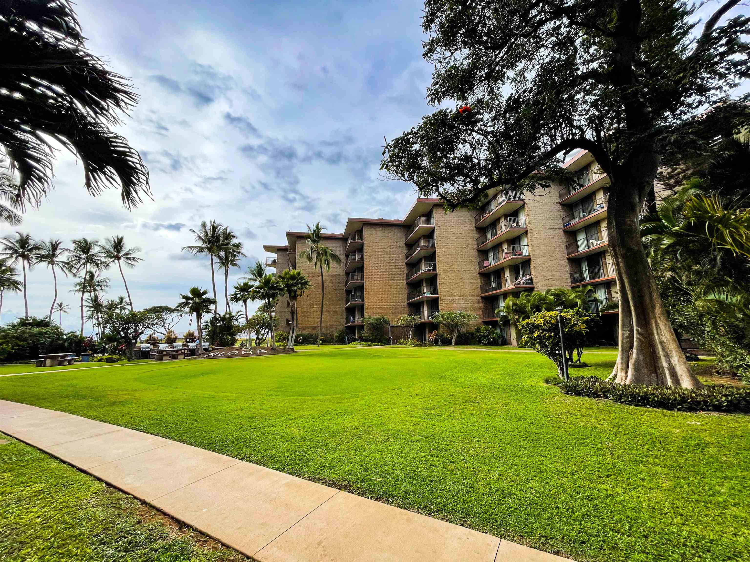 Kauhale Makai condo # 606, Kihei, Hawaii - photo 25 of 30