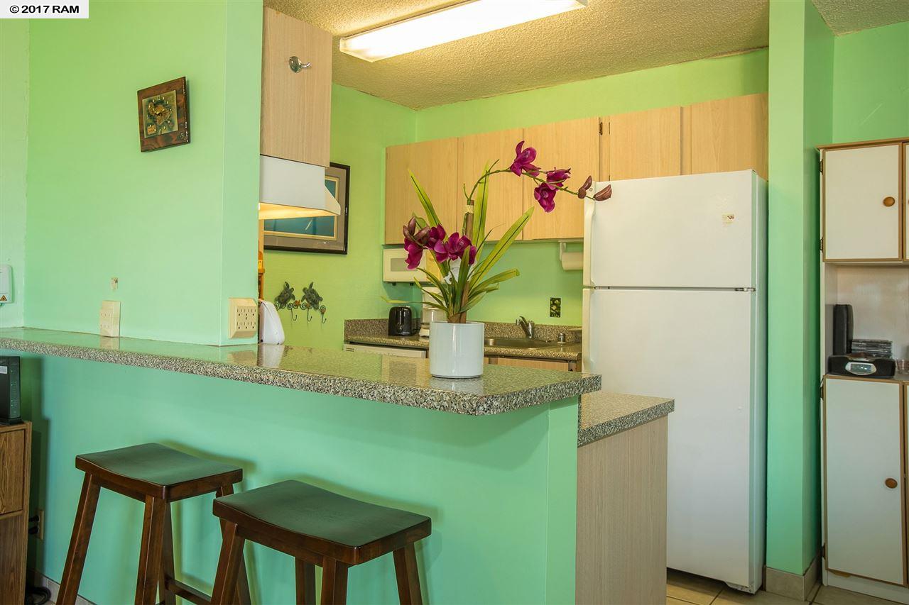 Kauhale Makai condo # 624, Kihei, Hawaii - photo 17 of 30