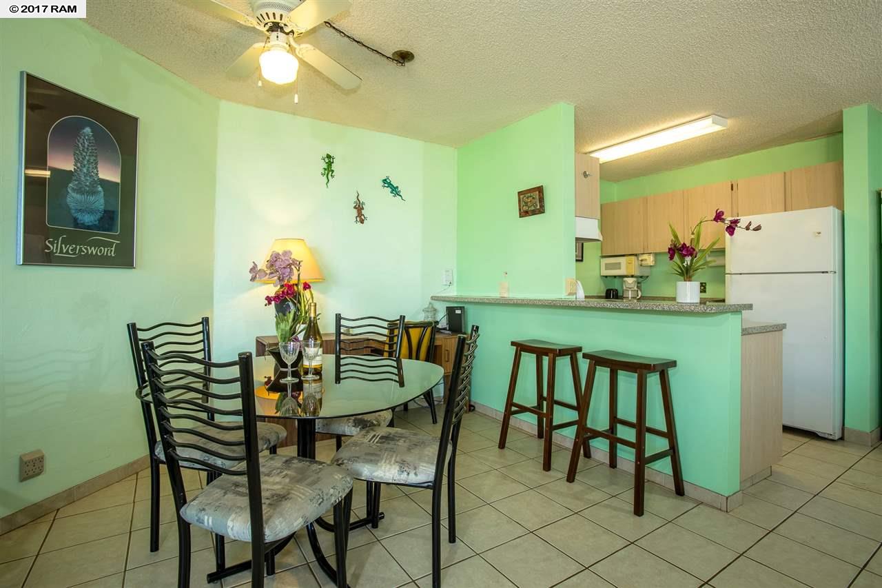 Kauhale Makai condo # 624, Kihei, Hawaii - photo 7 of 30