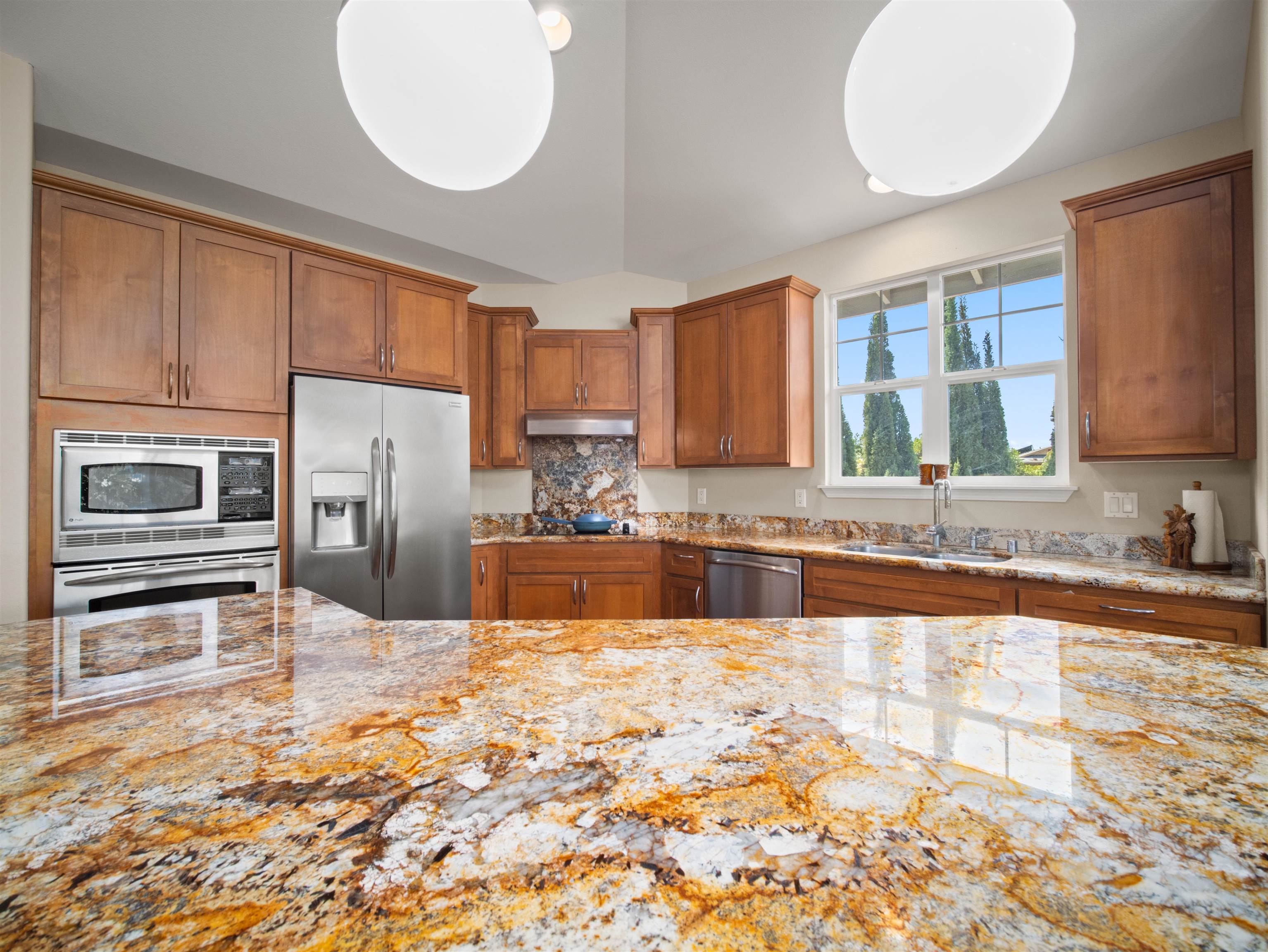 94  Laukahi St , Kihei home - photo 12 of 50