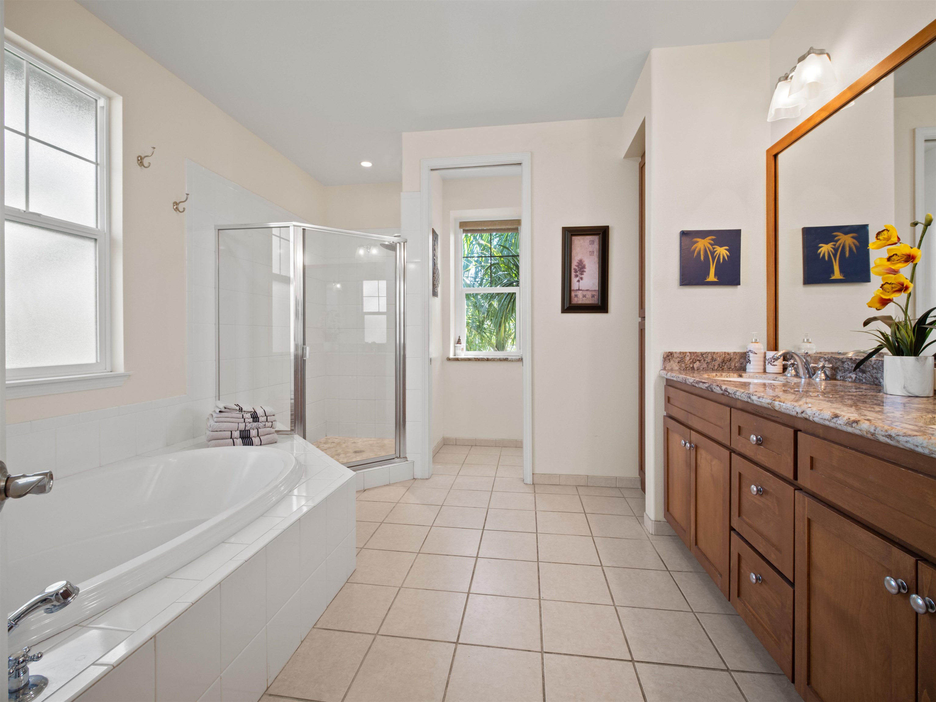 94  Laukahi St , Kihei home - photo 19 of 50