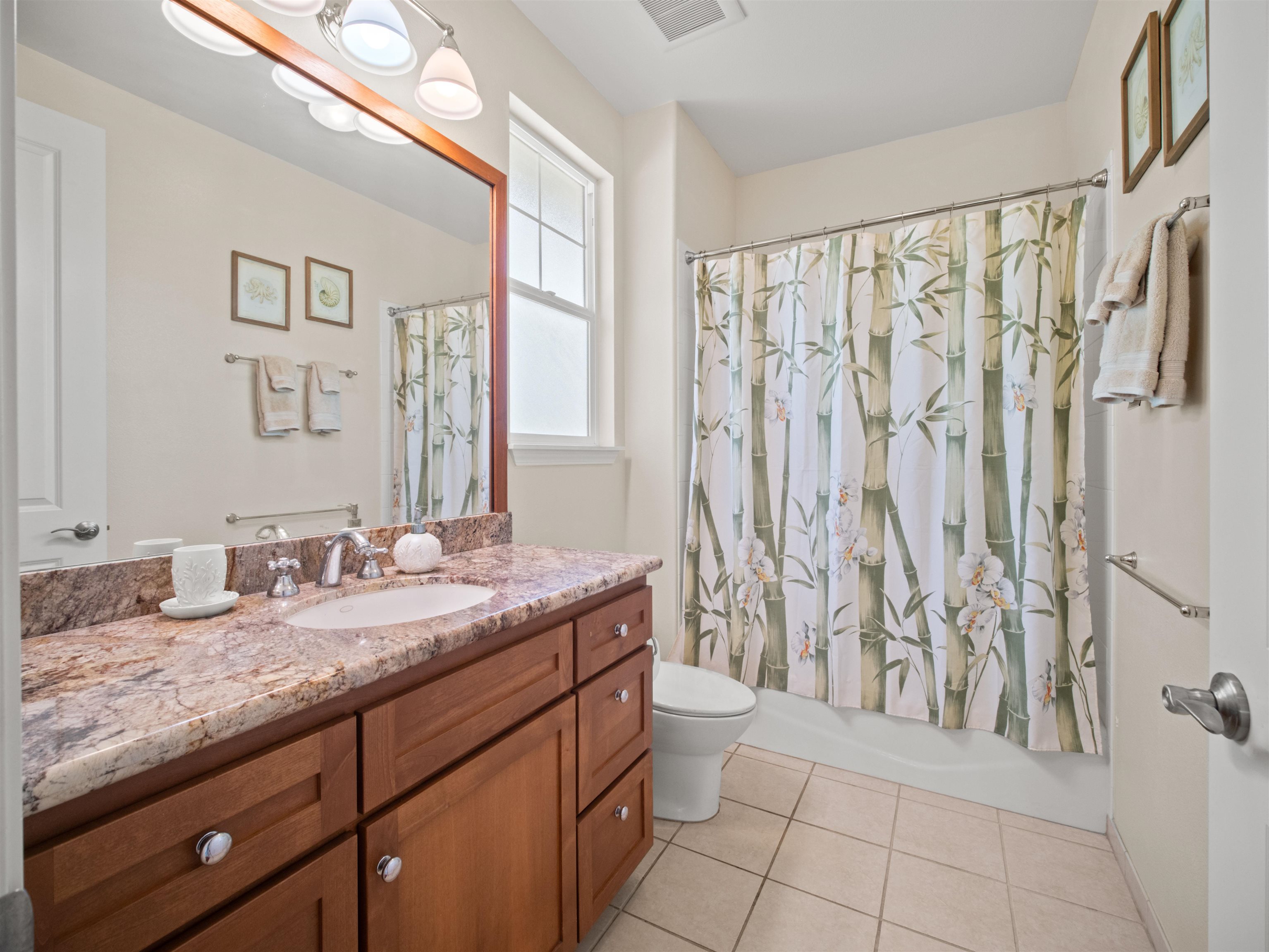 94  Laukahi St , Kihei home - photo 23 of 50