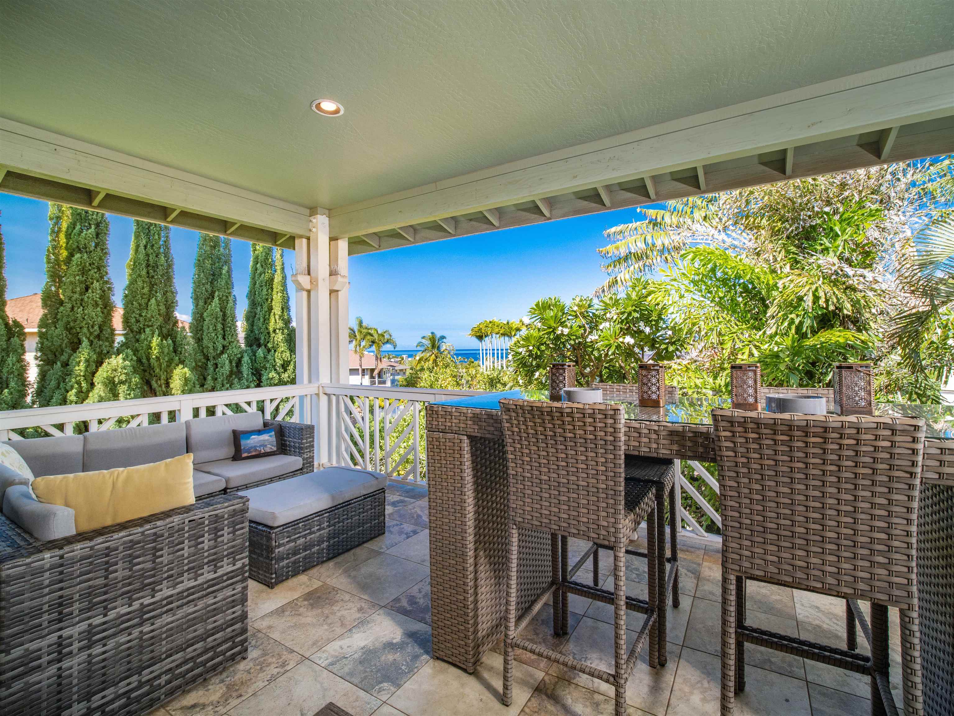 94  Laukahi St , Kihei home - photo 4 of 50