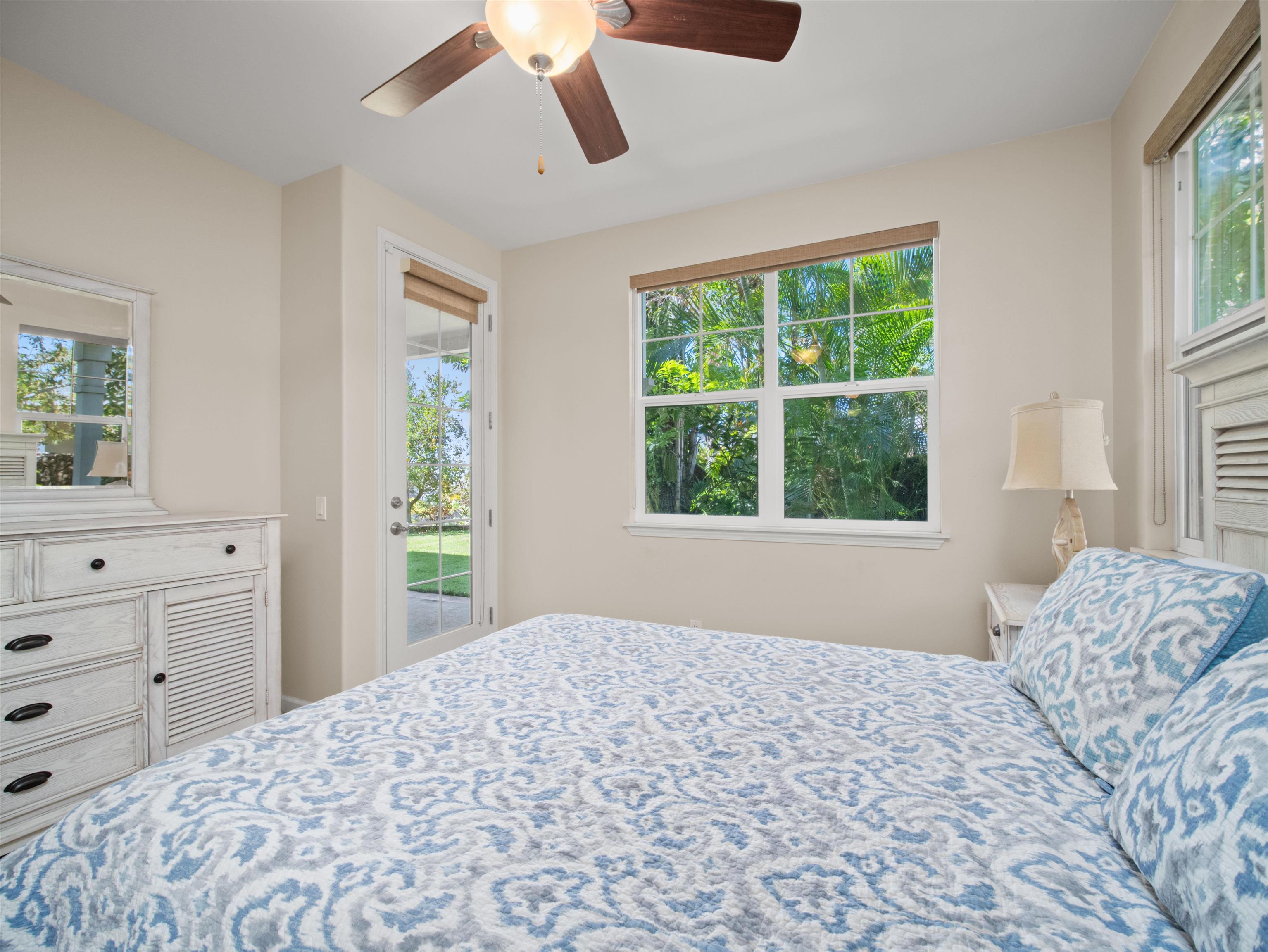 94  Laukahi St , Kihei home - photo 37 of 50