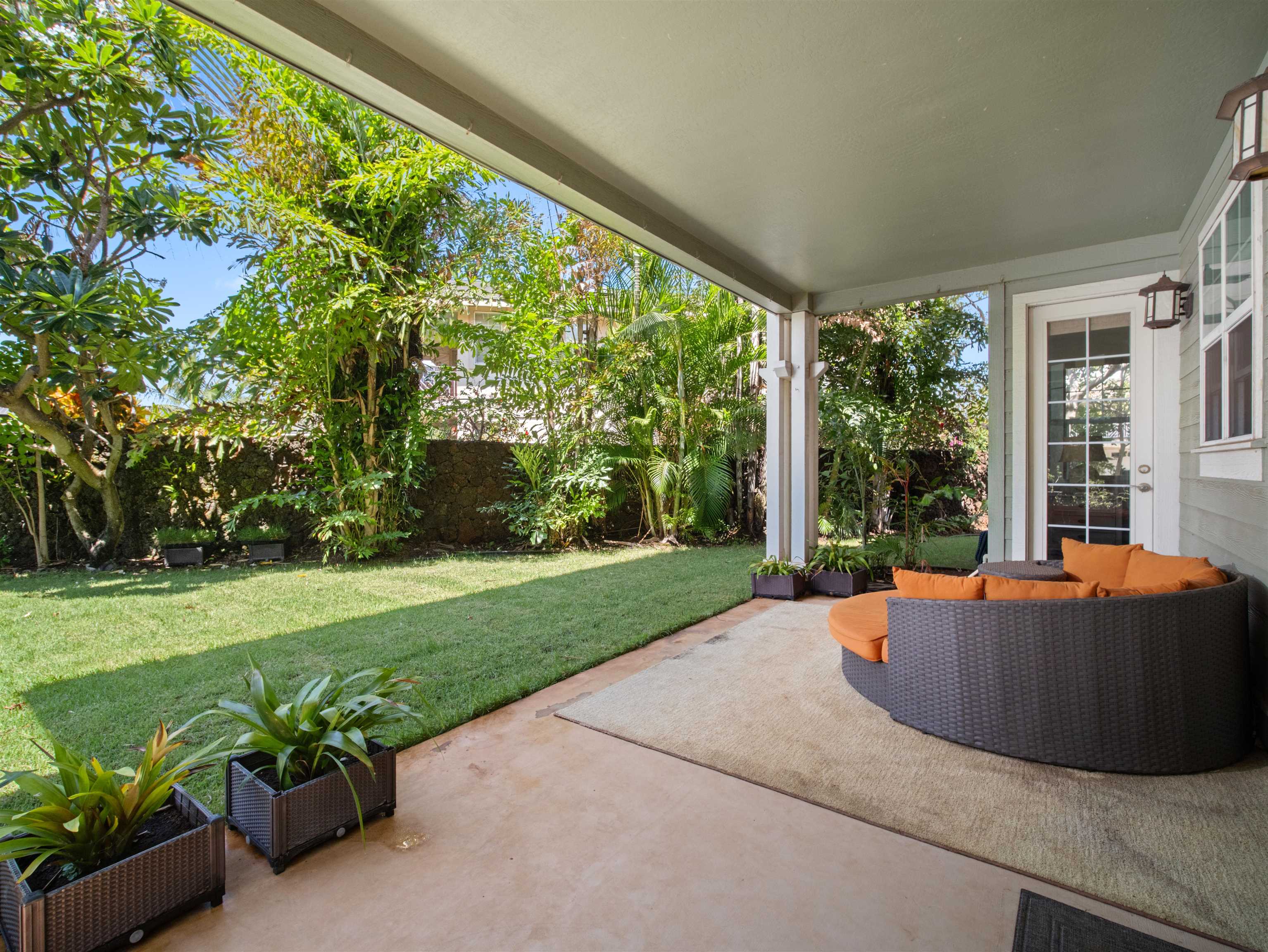 94  Laukahi St , Kihei home - photo 39 of 50