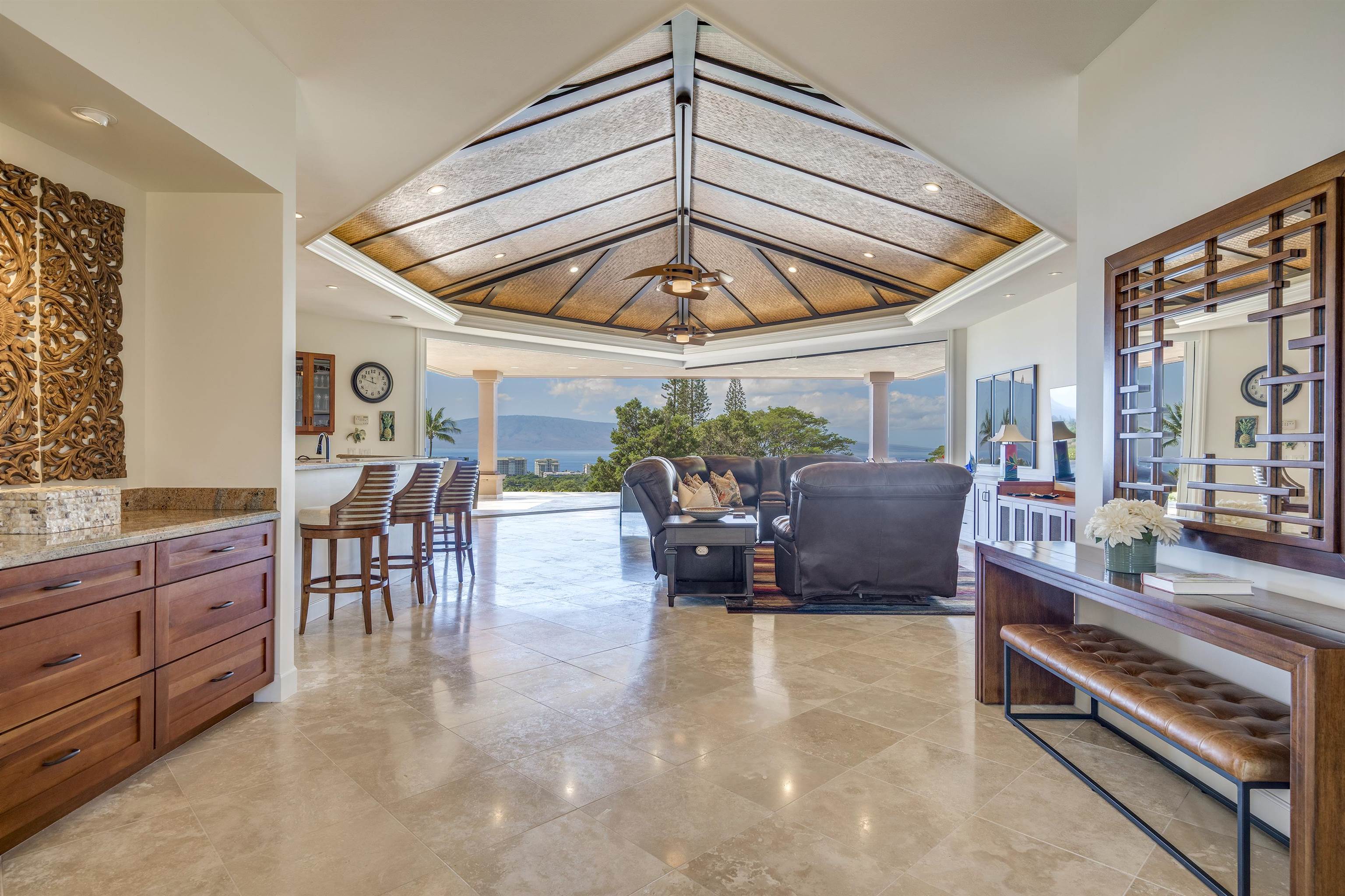 94  Mahi Pua Pl Kaanapali Golf Estates, Kaanapali home - photo 4 of 50