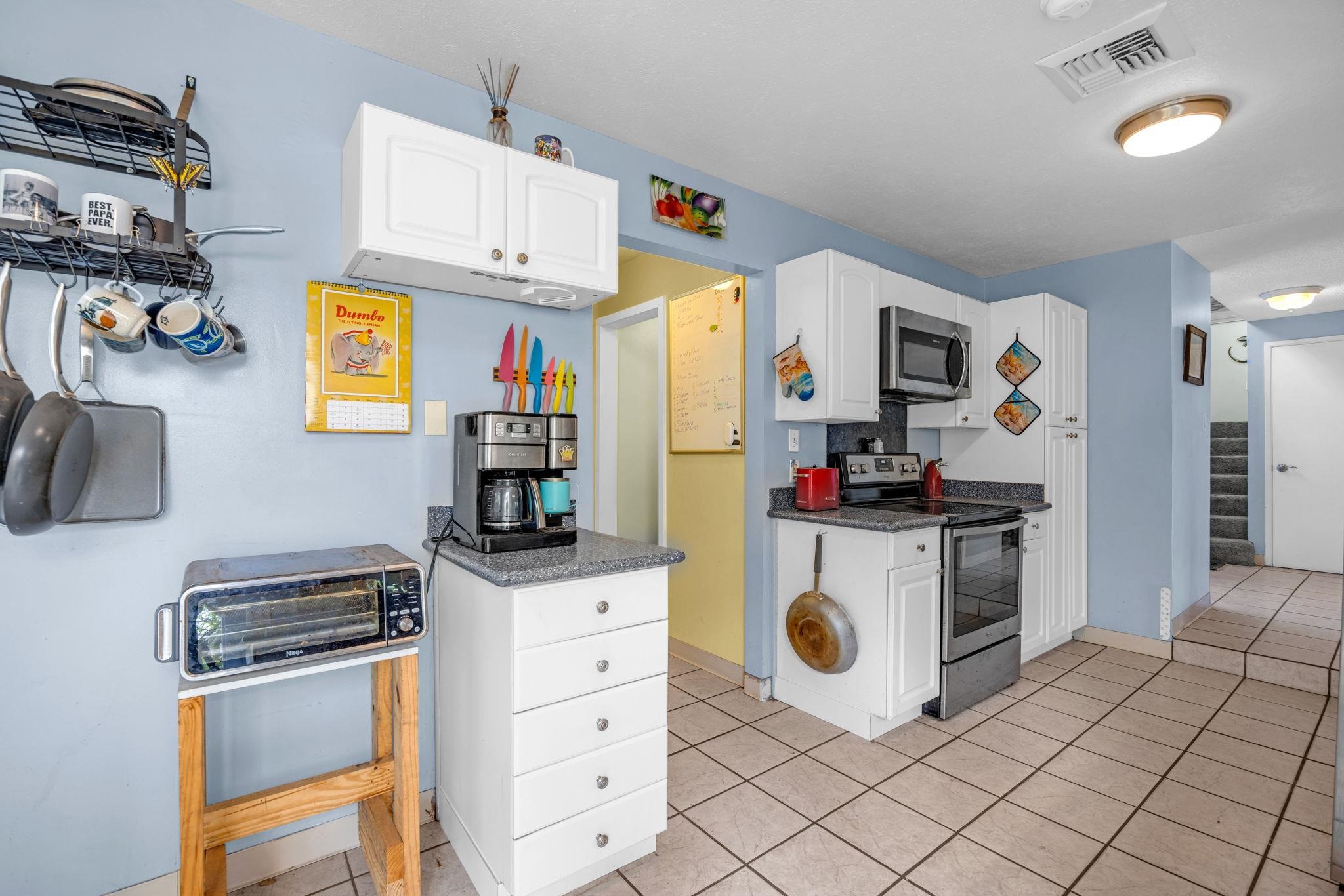 94  Mehani Pl , Kihei home - photo 13 of 48