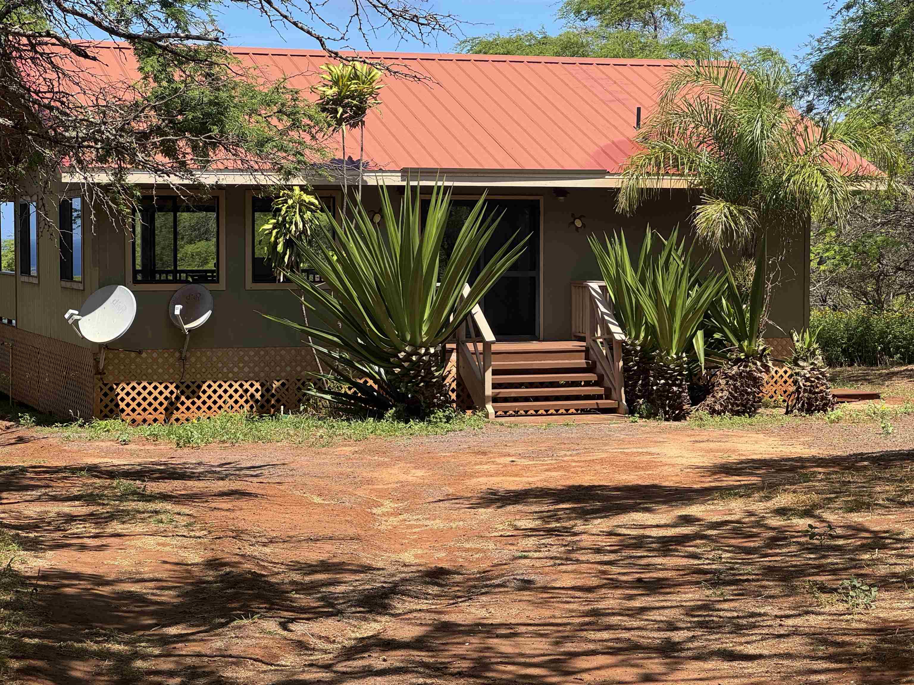94  Noho Lio Rd , Molokai home - photo 5 of 38
