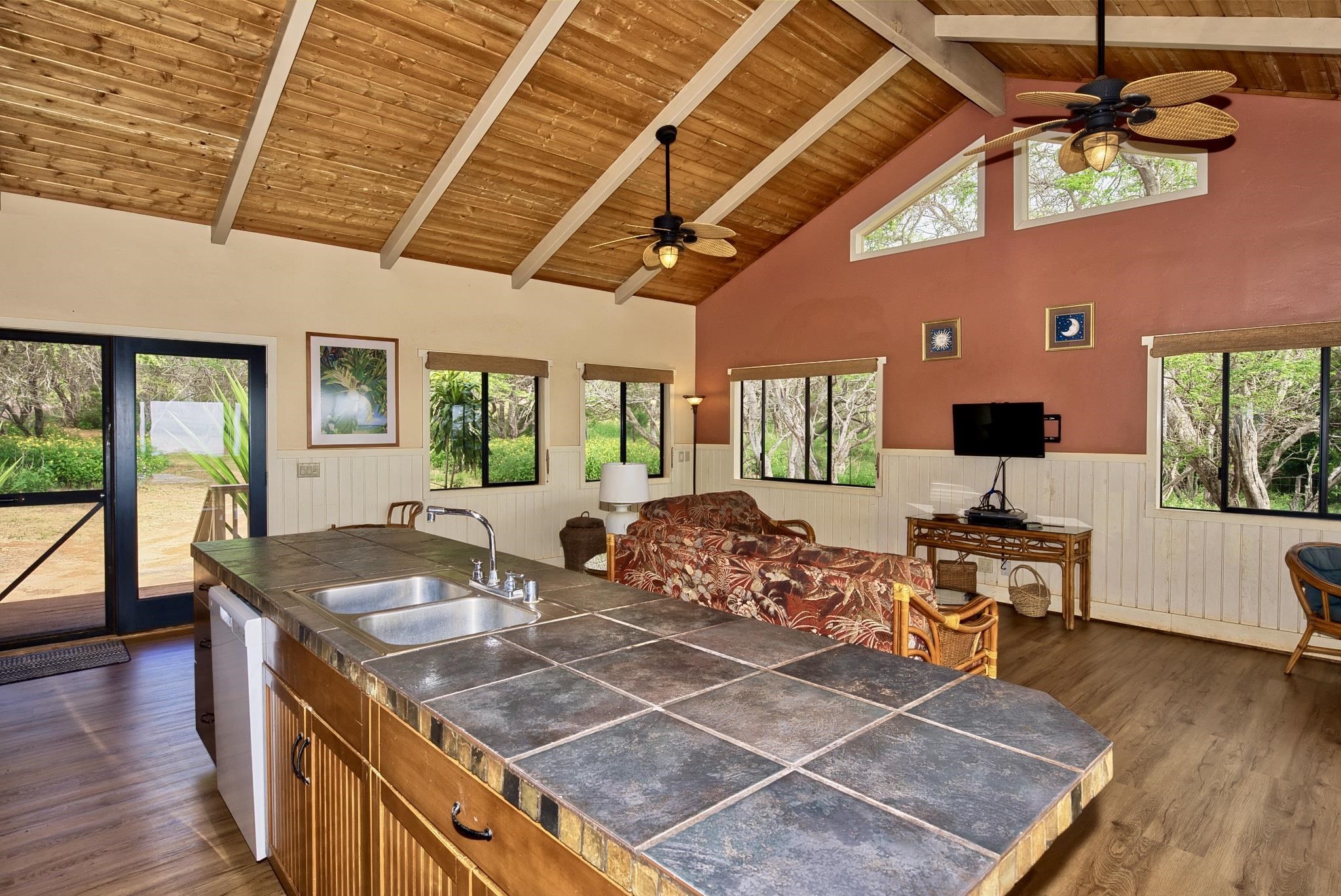94  Noho Lio Rd , Molokai home - photo 7 of 38