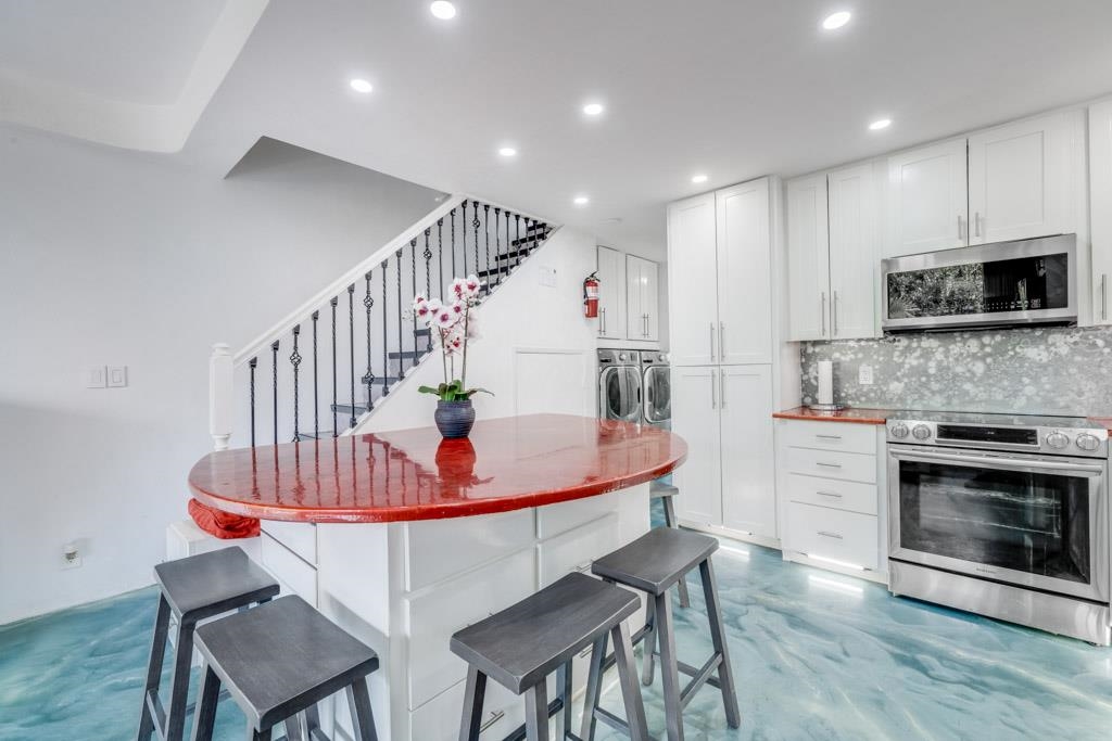 Luana Kai condo # B-301, Kihei, Hawaii - photo 10 of 48