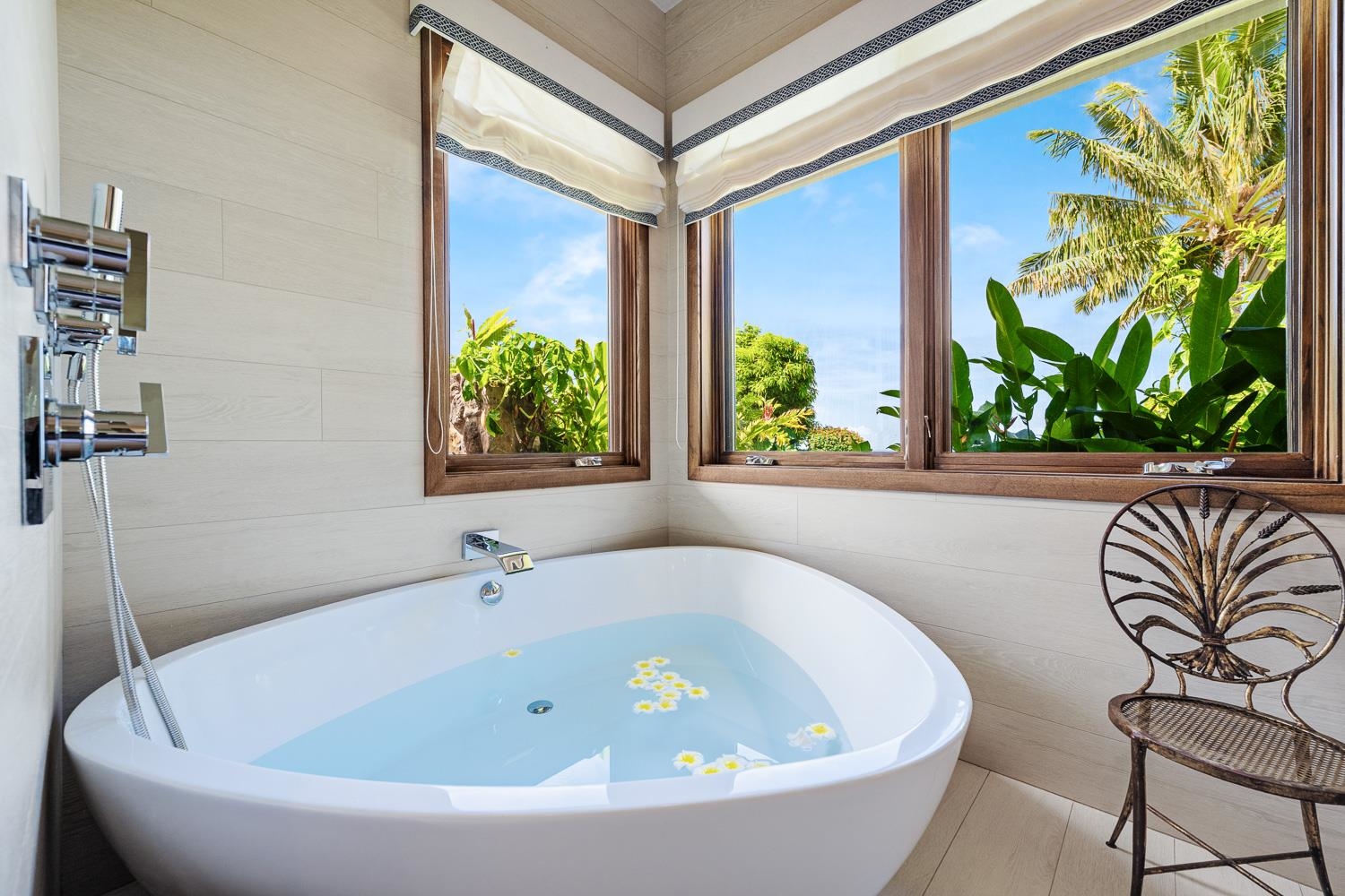 948  Kai Hele Ku St Launiupoko, Lahaina home - photo 30 of 50