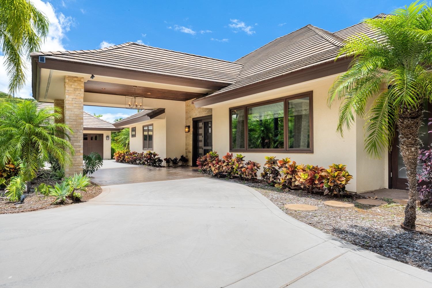 948  Kai Hele Ku St Launiupoko, Lahaina home - photo 47 of 50