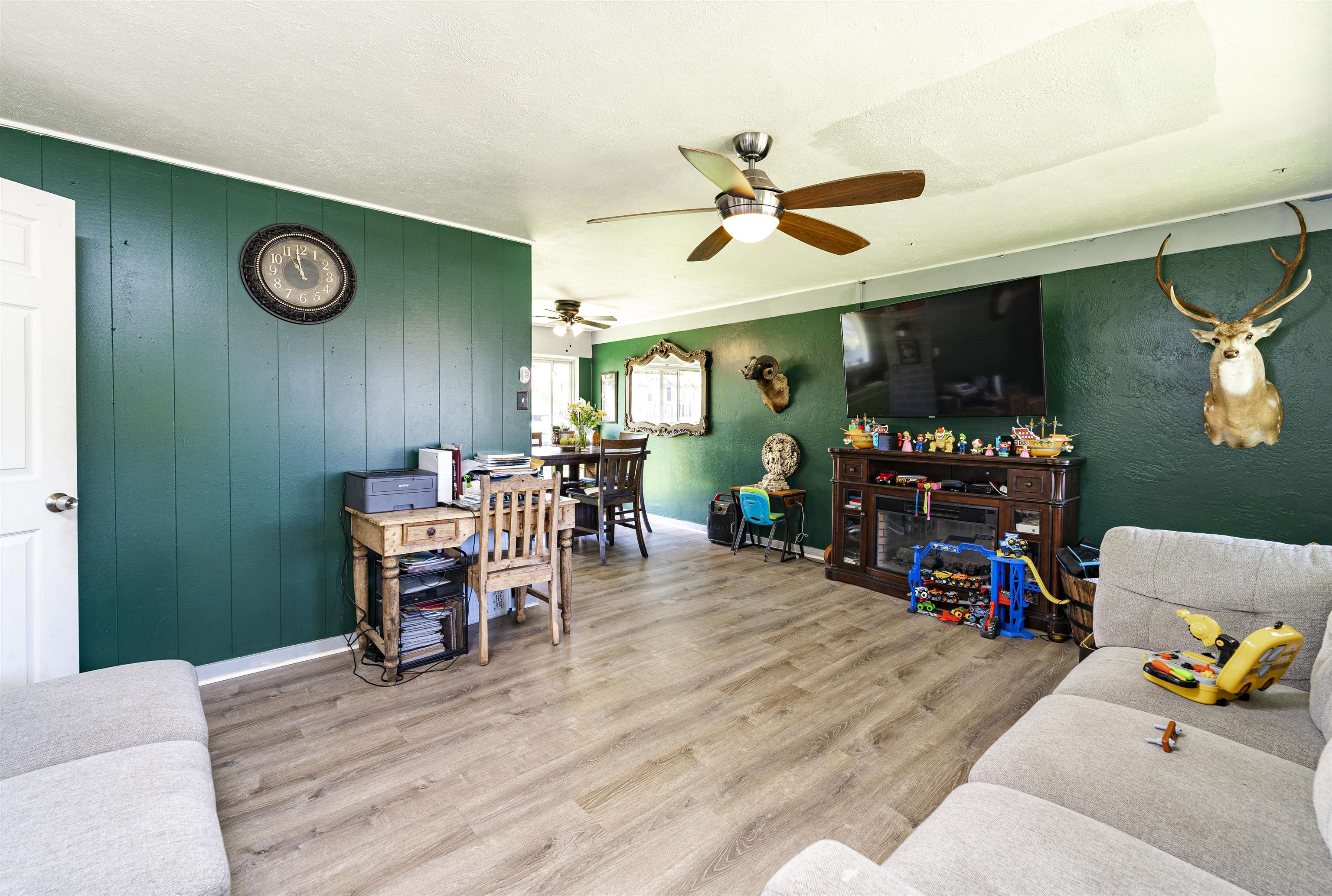 95  Kahili Pl , Lahaina home - photo 18 of 23