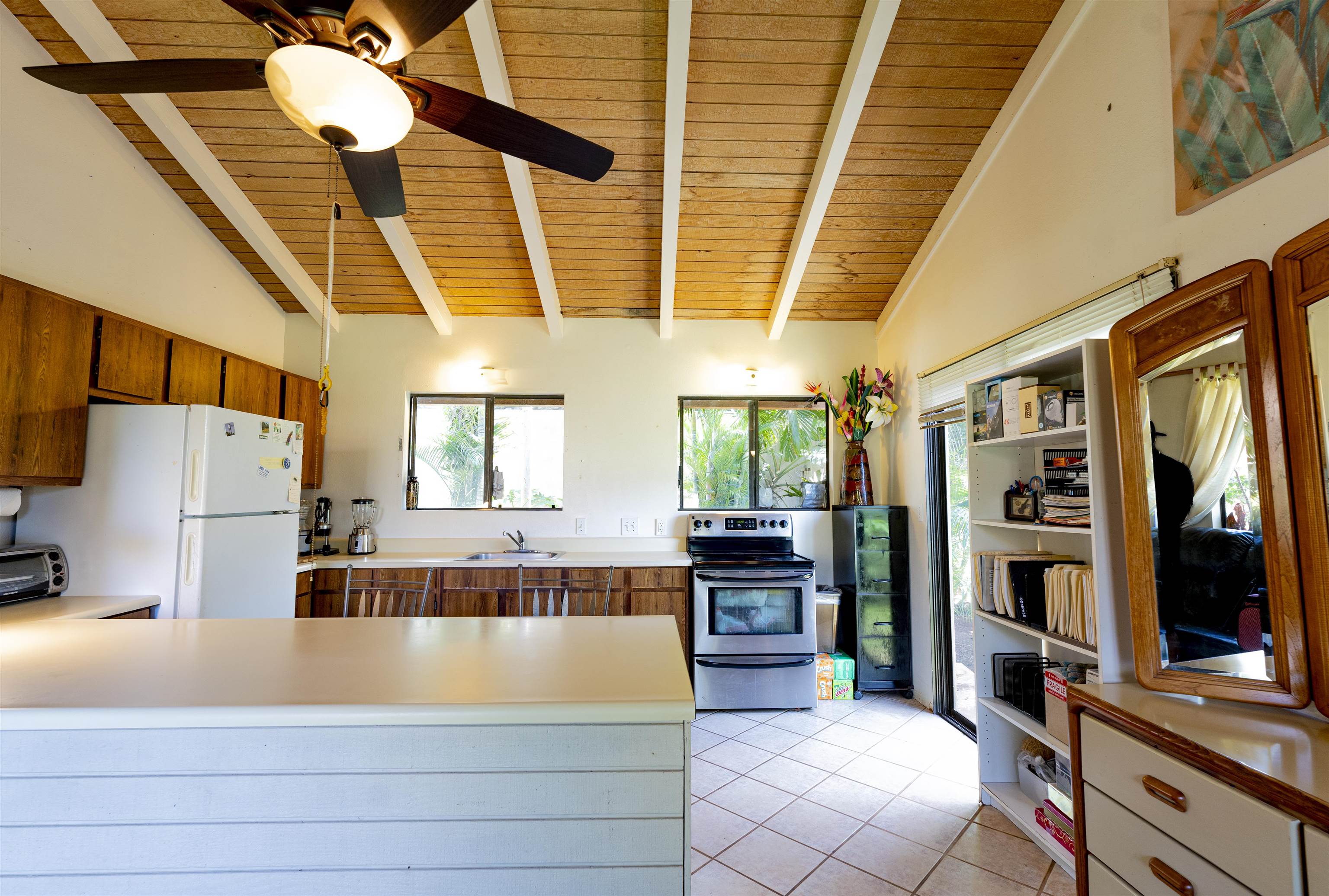 95  Kahili Pl , Lahaina home - photo 5 of 23