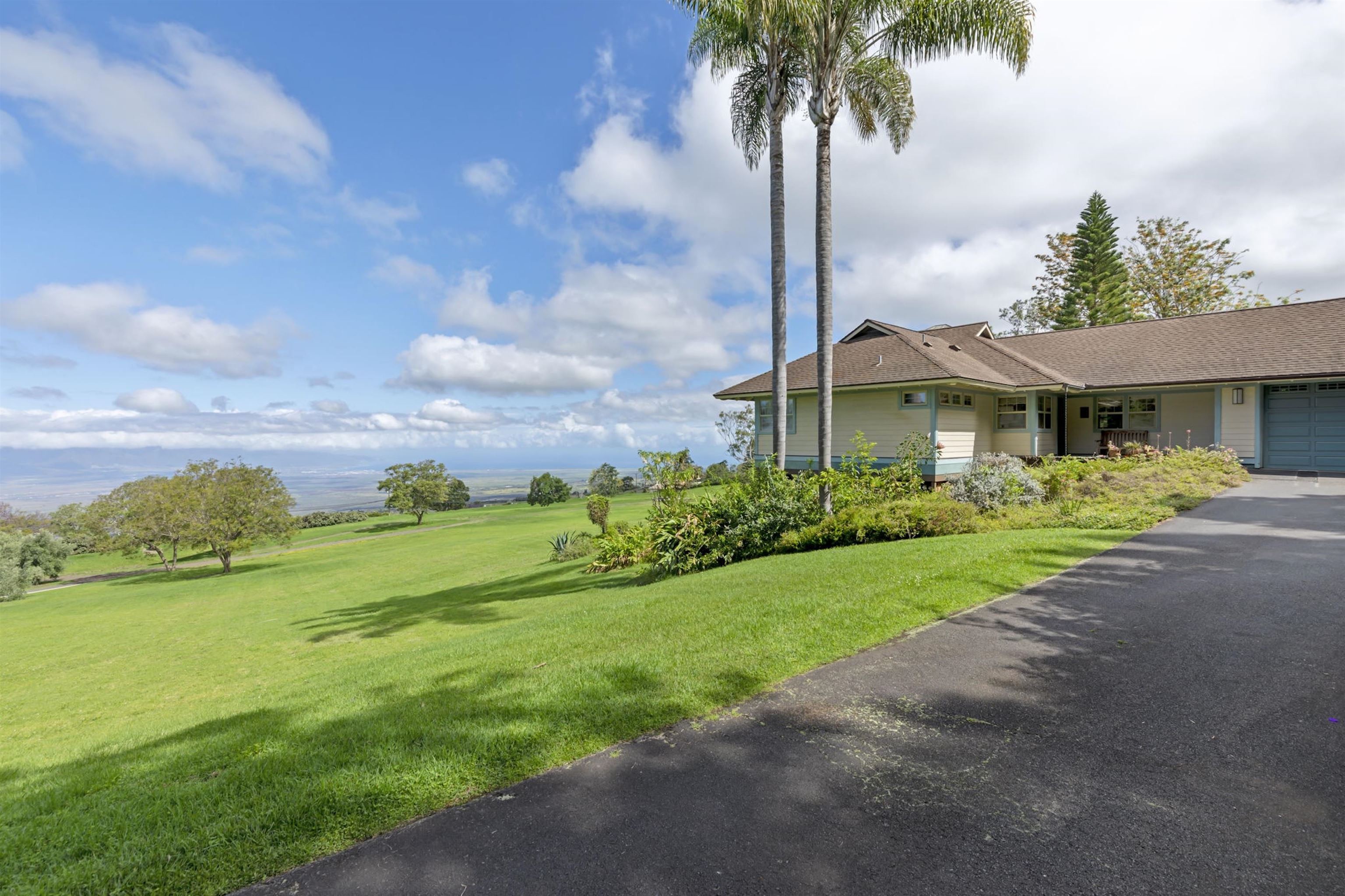 95 & 285  Kekaulike Ave , Kula/Ulupalakua/Kanaio home - photo 45 of 46