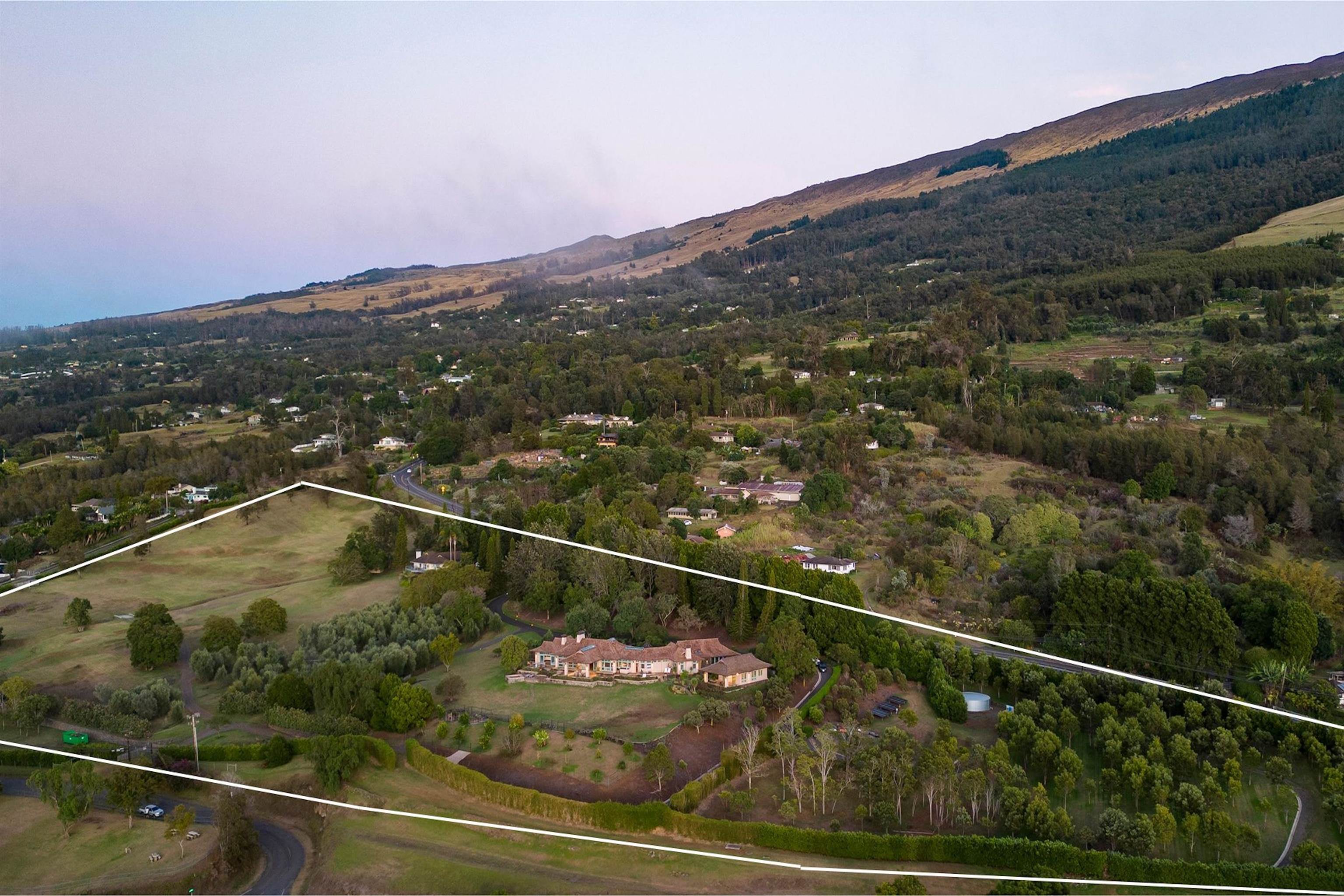 95 & 285  Kekaulike Ave , Kula/Ulupalakua/Kanaio home - photo 7 of 46