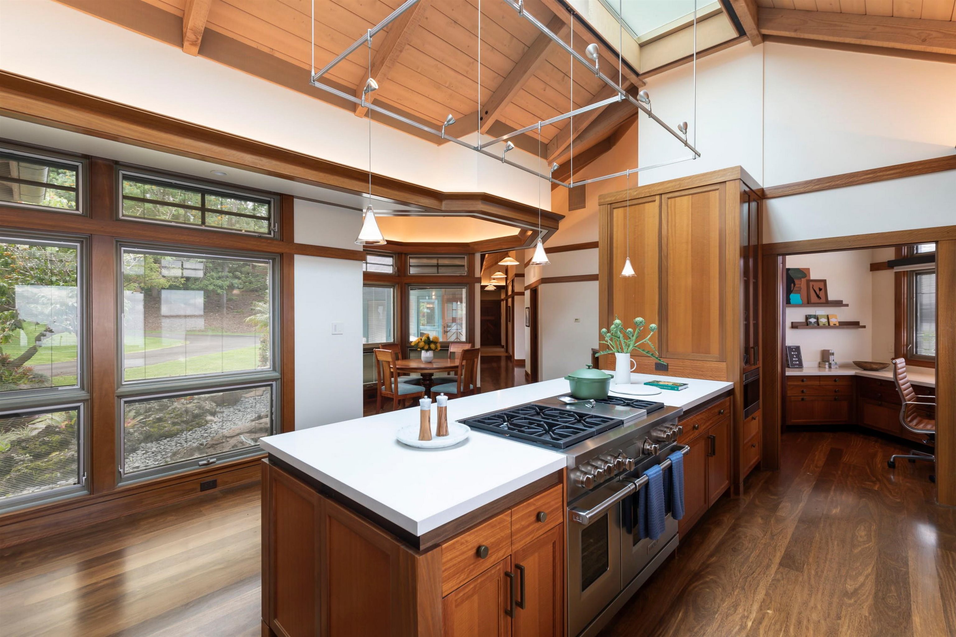 95 & 285  Kekaulike Ave , Kula/Ulupalakua/Kanaio home - photo 17 of 50