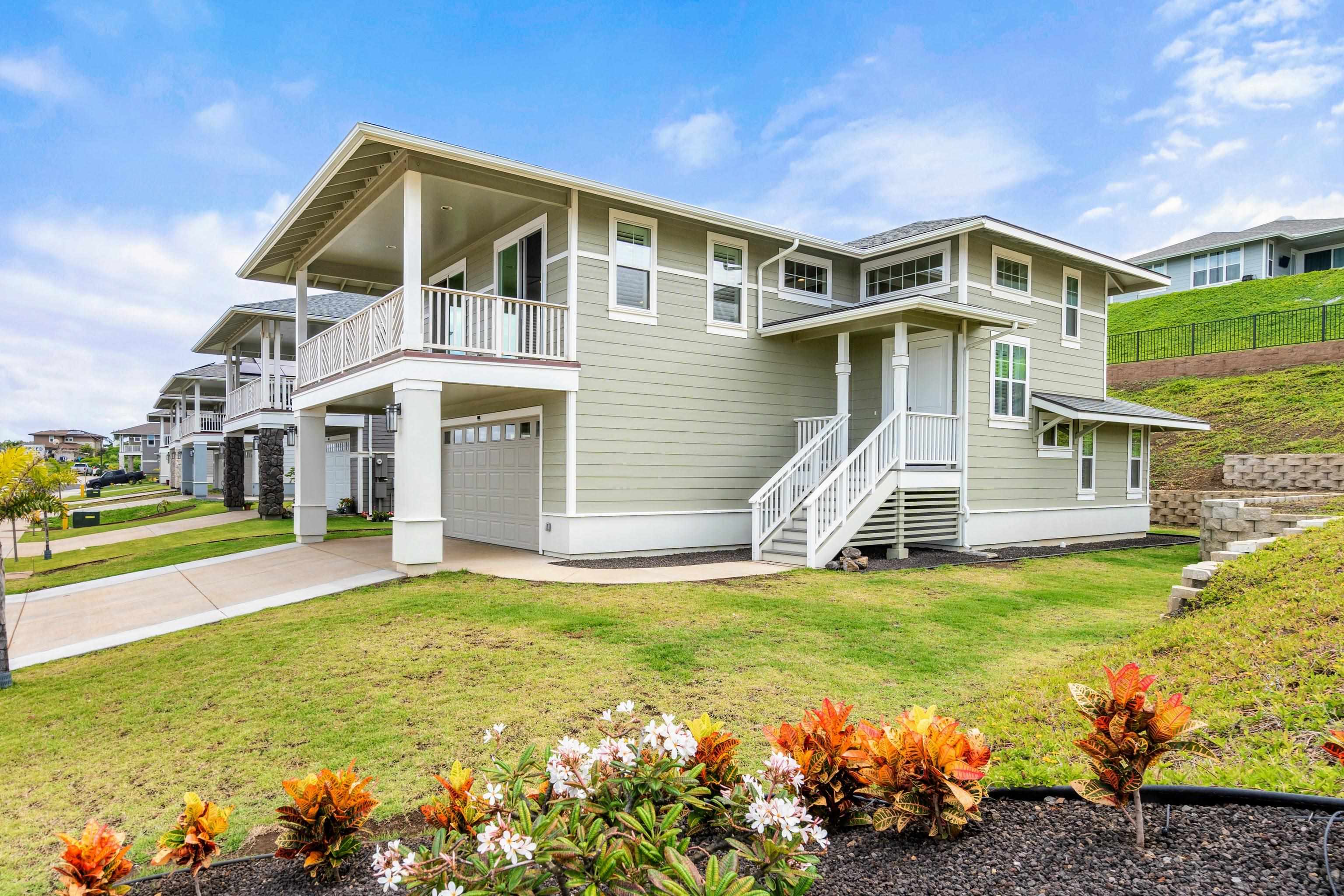 96  Nanu Pl , Wailuku home - photo 2 of 25