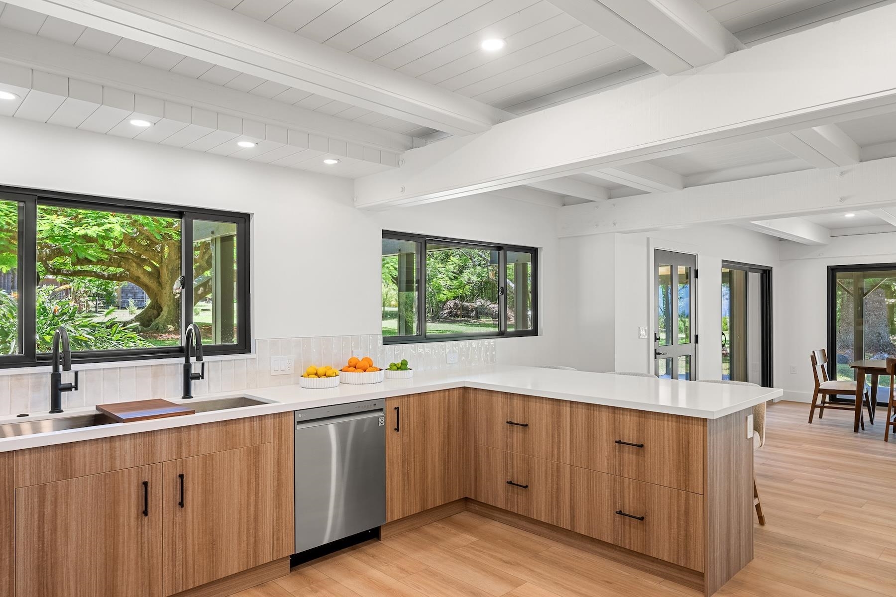 965  Hog Back Rd , Haiku home - photo 13 of 50