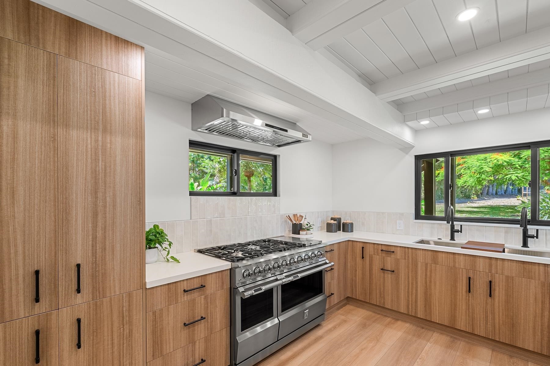 965  Hog Back Rd , Haiku home - photo 14 of 50