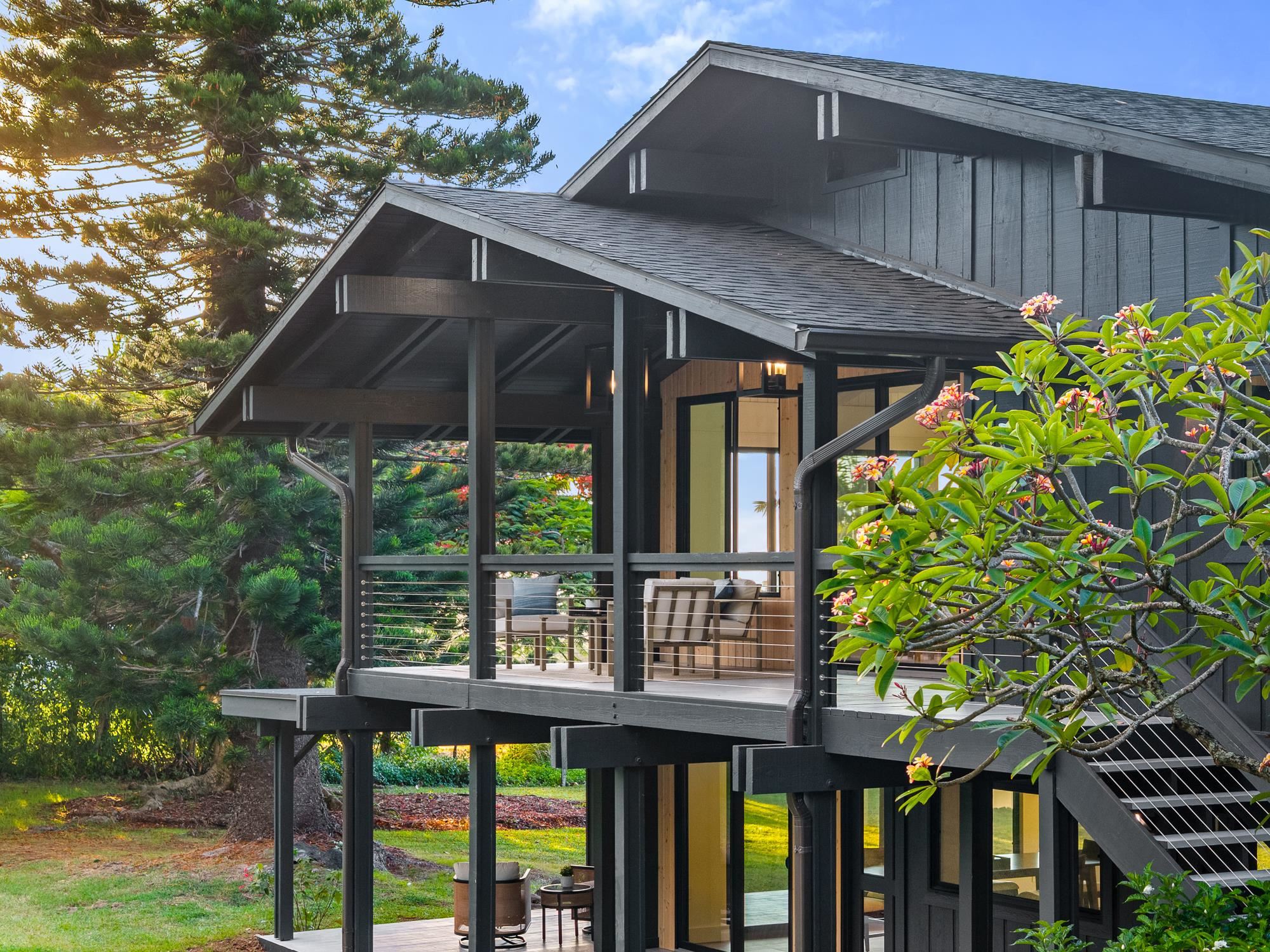 965  Hog Back Rd , Haiku home - photo 2 of 44