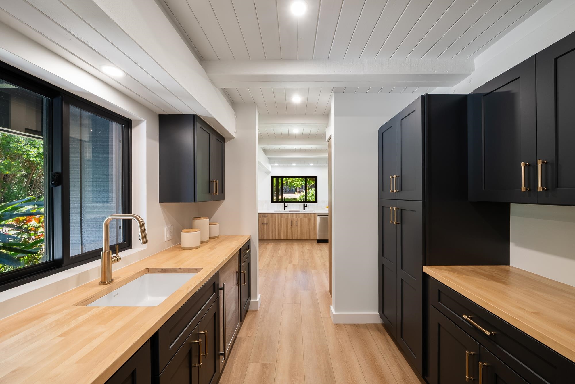 965  Hog Back Rd , Haiku home - photo 13 of 44