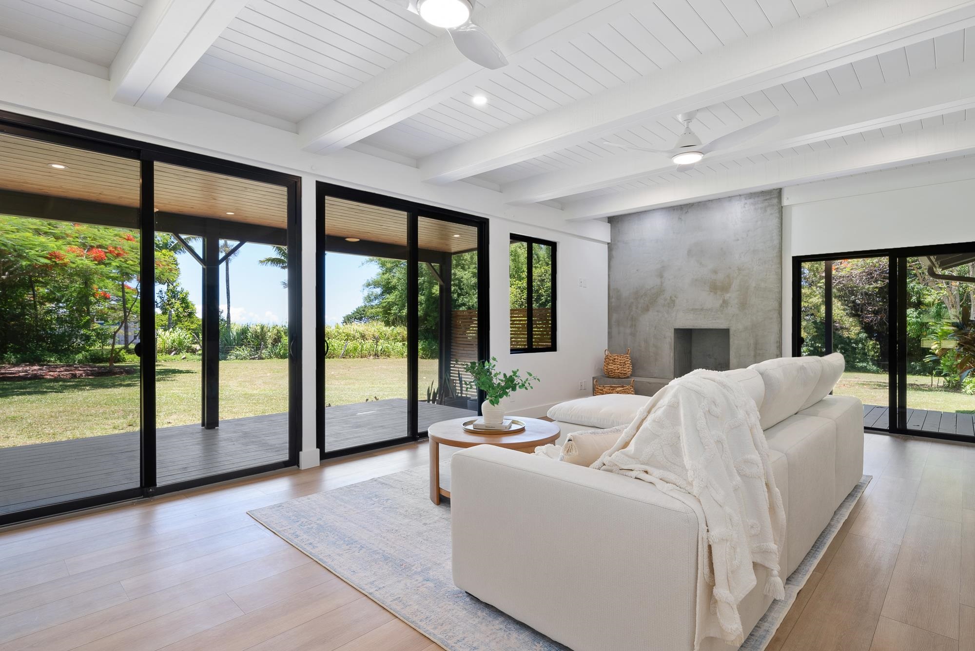 965  Hog Back Rd , Haiku home - photo 15 of 44