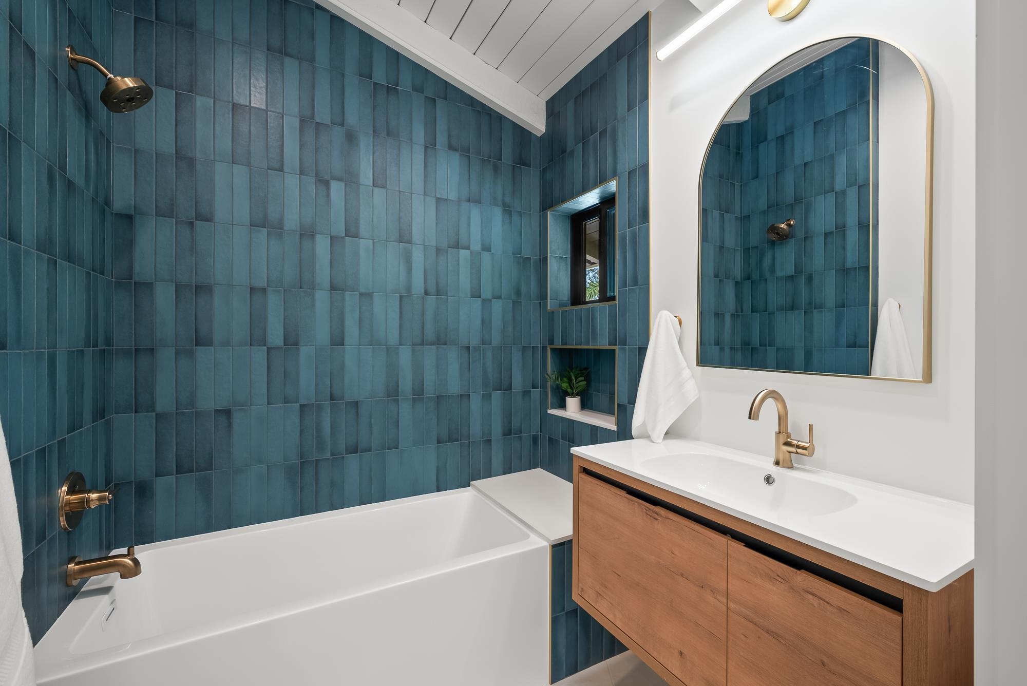 965  Hog Back Rd , Haiku home - photo 26 of 44