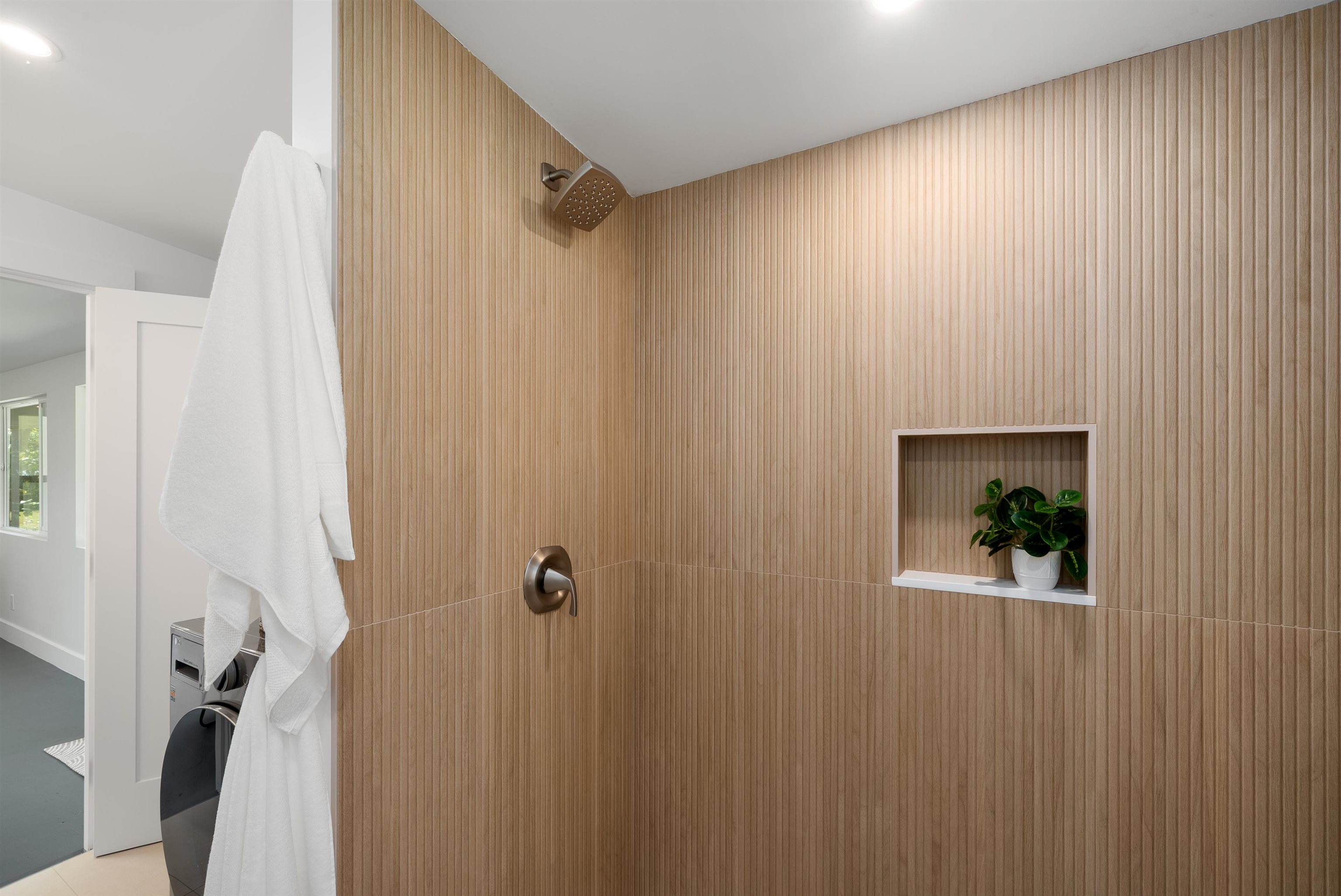 965  Hog Back Rd , Haiku home - photo 32 of 35