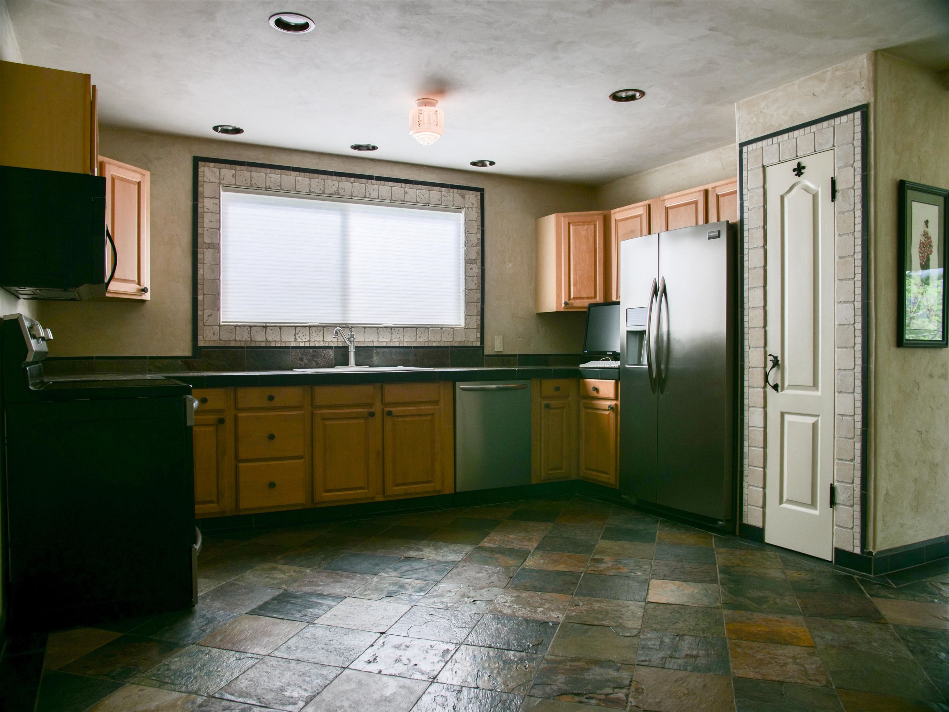 974  Lekeona Loop , Wailuku home - photo 47 of 50