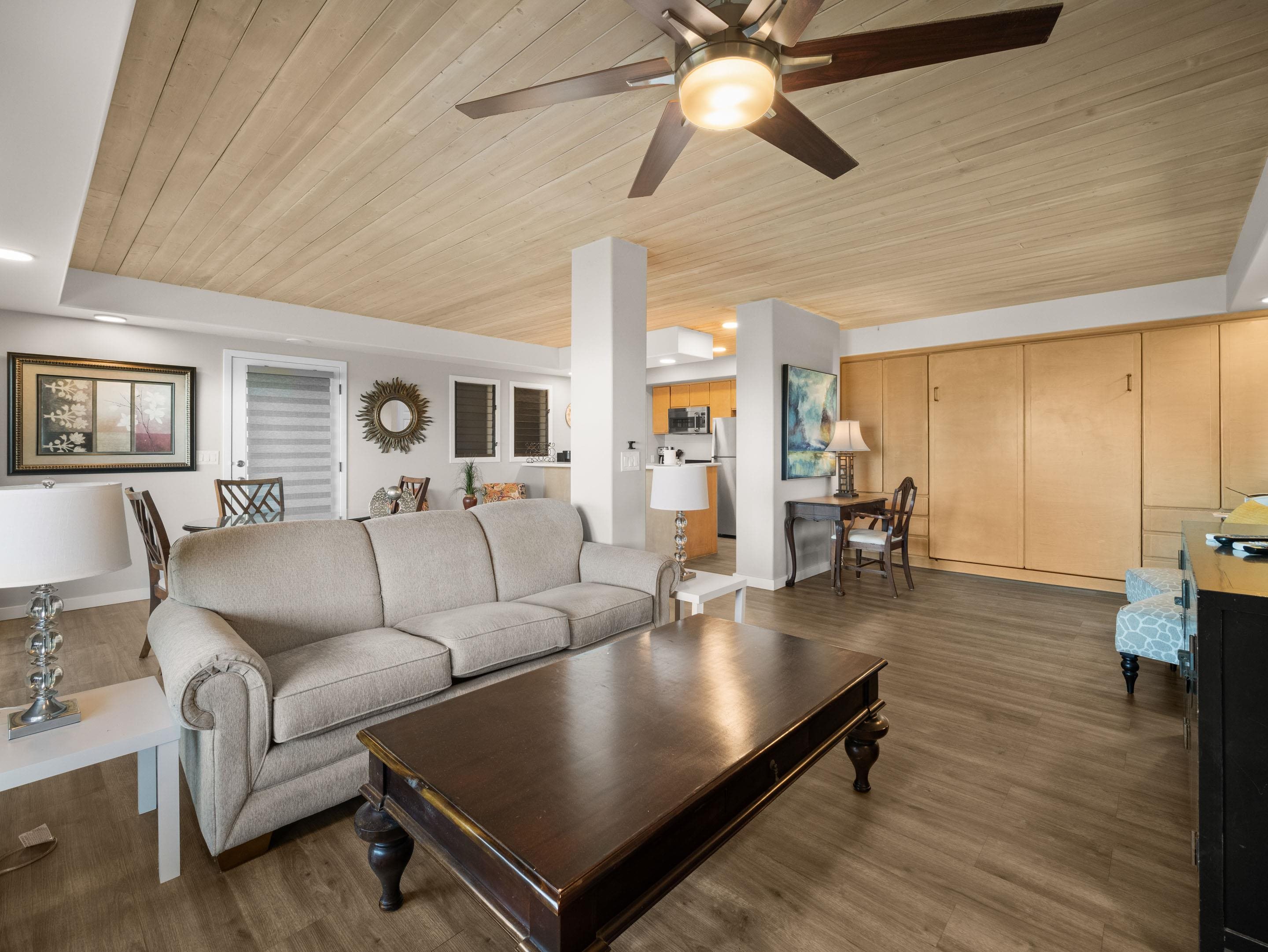 978  Kupulau Dr South Maui, Maui Meadows home - photo 33 of 49