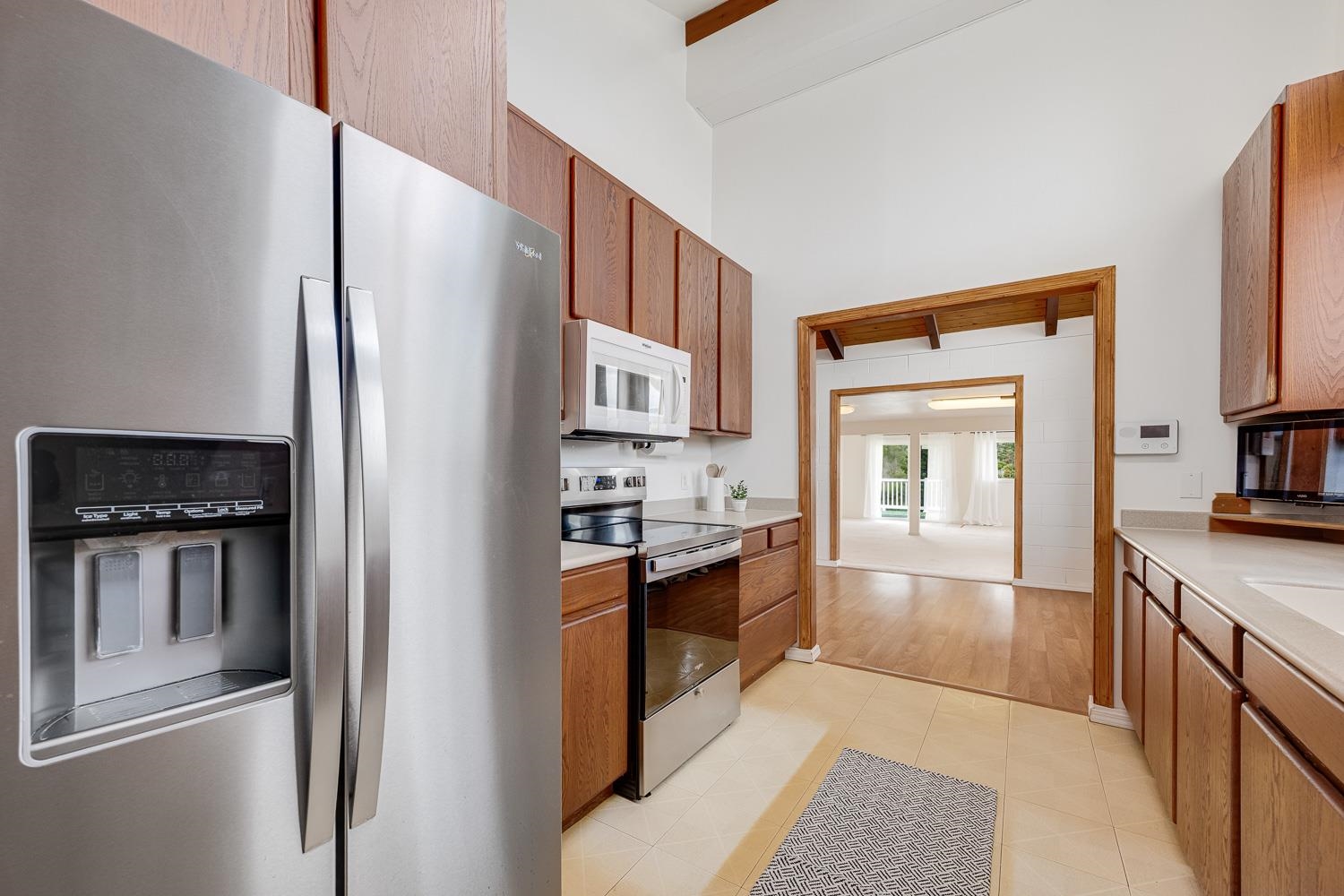 978  Lekeona Loop , Wailuku home - photo 4 of 40