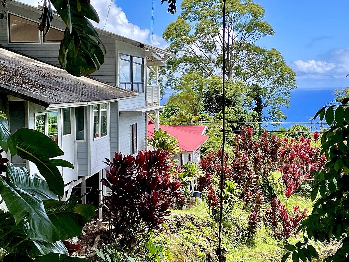 979  Hana Hwy Hana, Hana home - photo 2 of 34