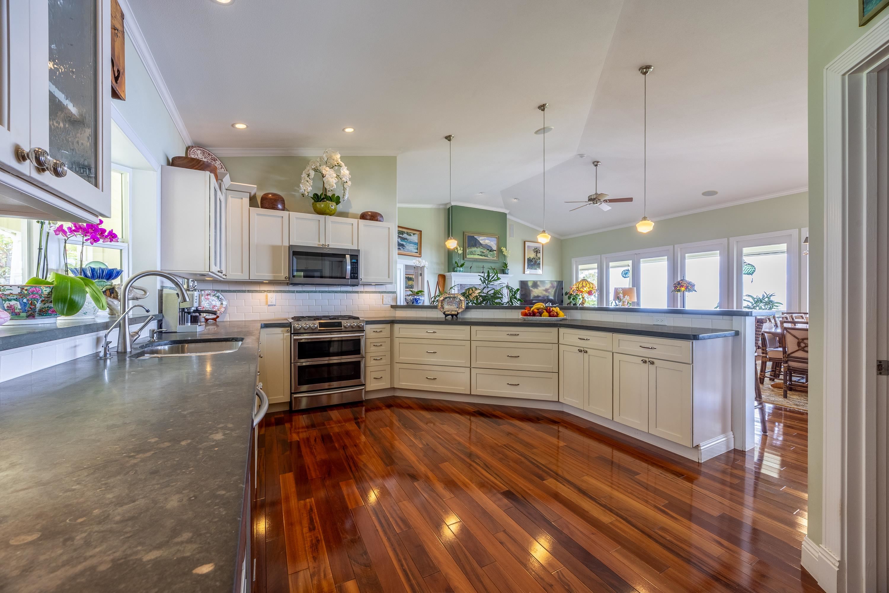 980  Polipoli Rd , Kula/Ulupalakua/Kanaio home - photo 21 of 50