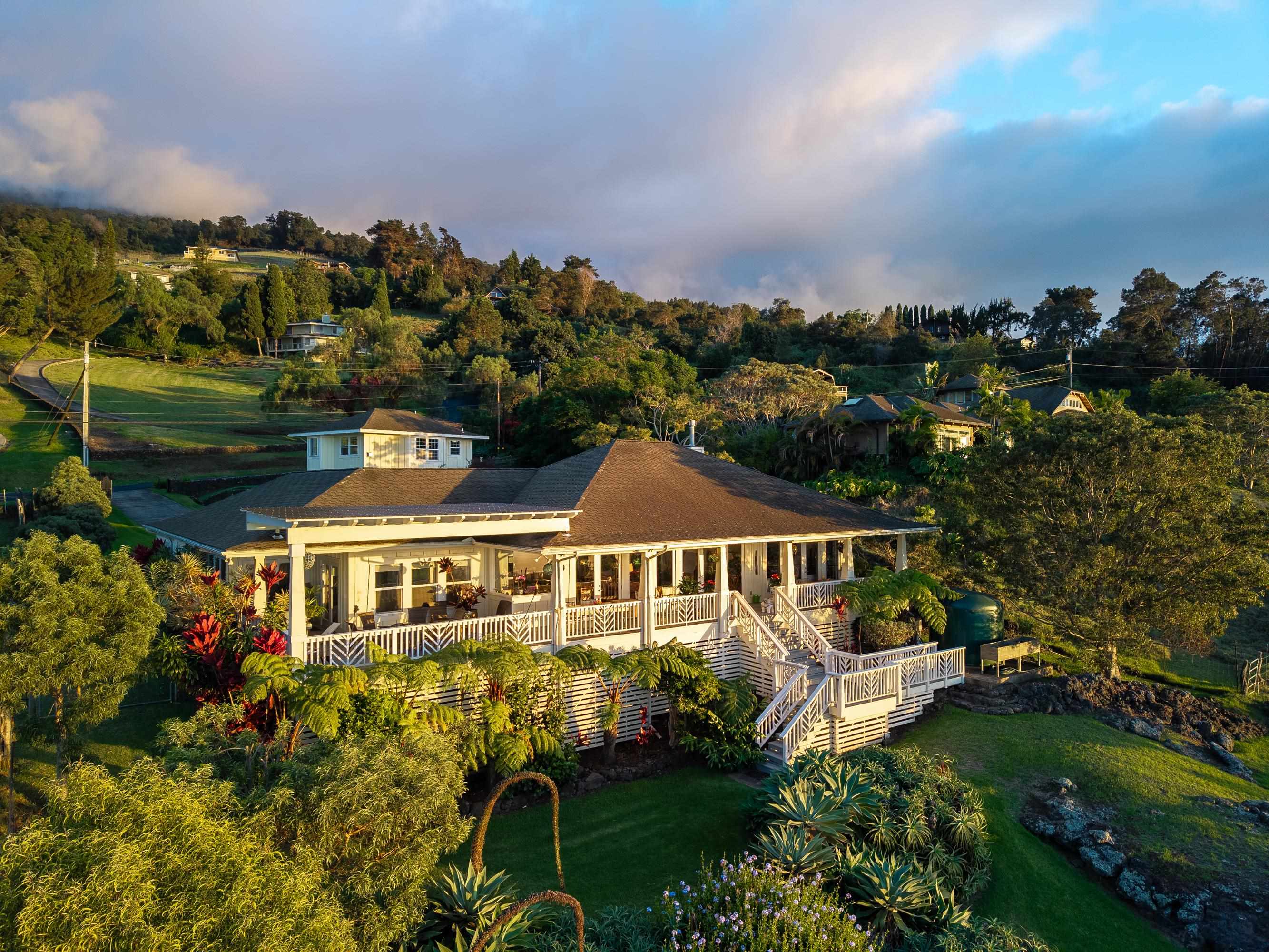 980  Polipoli Rd , Kula/Ulupalakua/Kanaio home - photo 5 of 50