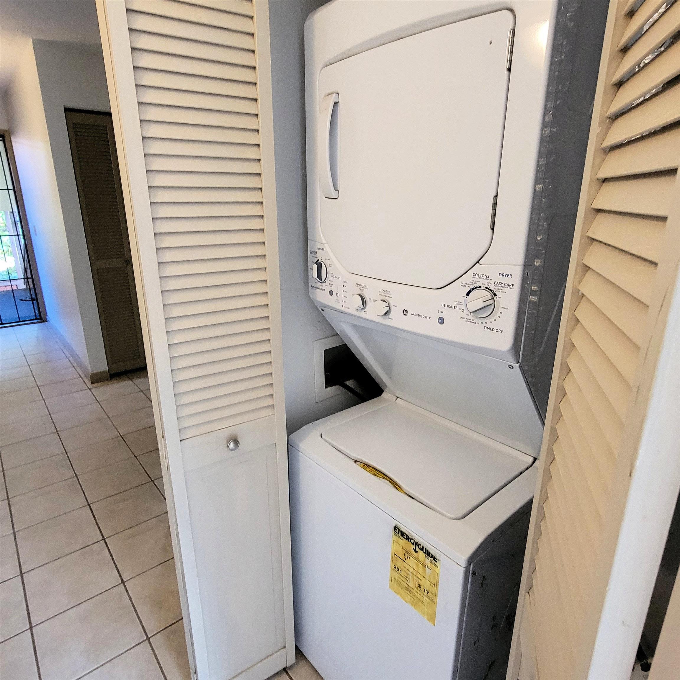 Koa Kai condo # 14, Kihei, Hawaii - photo 11 of 17