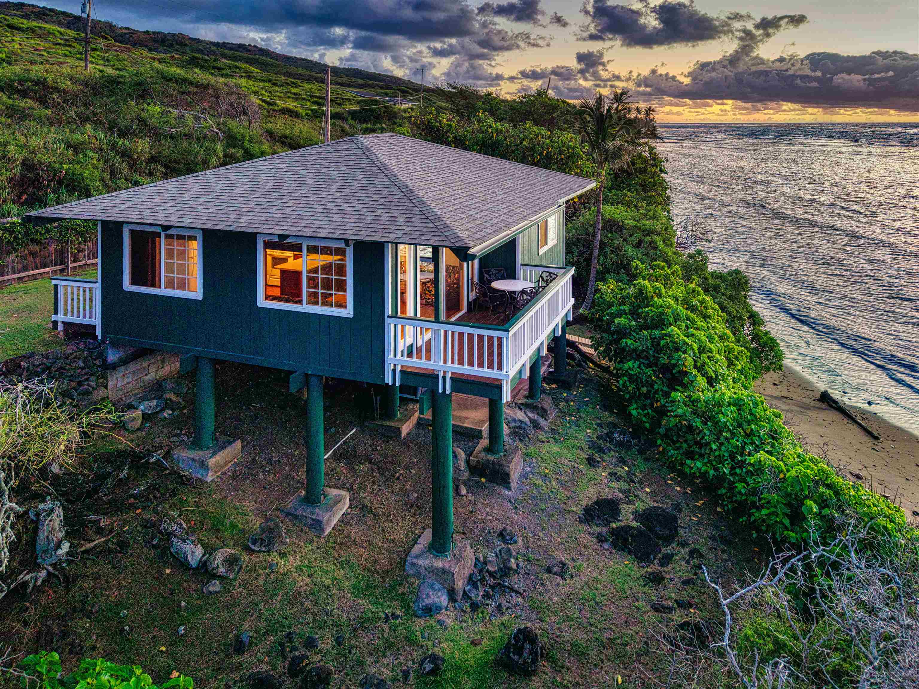 9916  Kamehameha V Hwy , Molokai home - photo 2 of 19