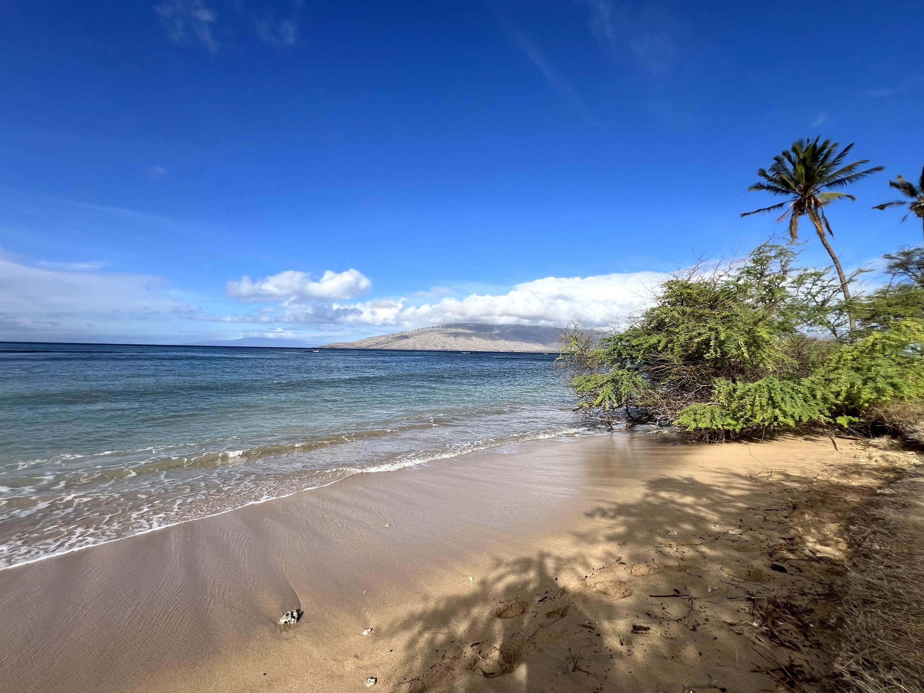 Leinaala condo # 105, Kihei, Hawaii - photo 22 of 26