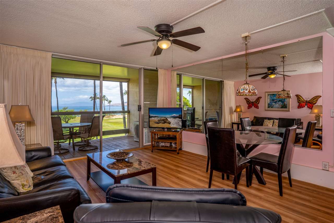 Leinaala condo # 304, Kihei, Hawaii - photo 4 of 26