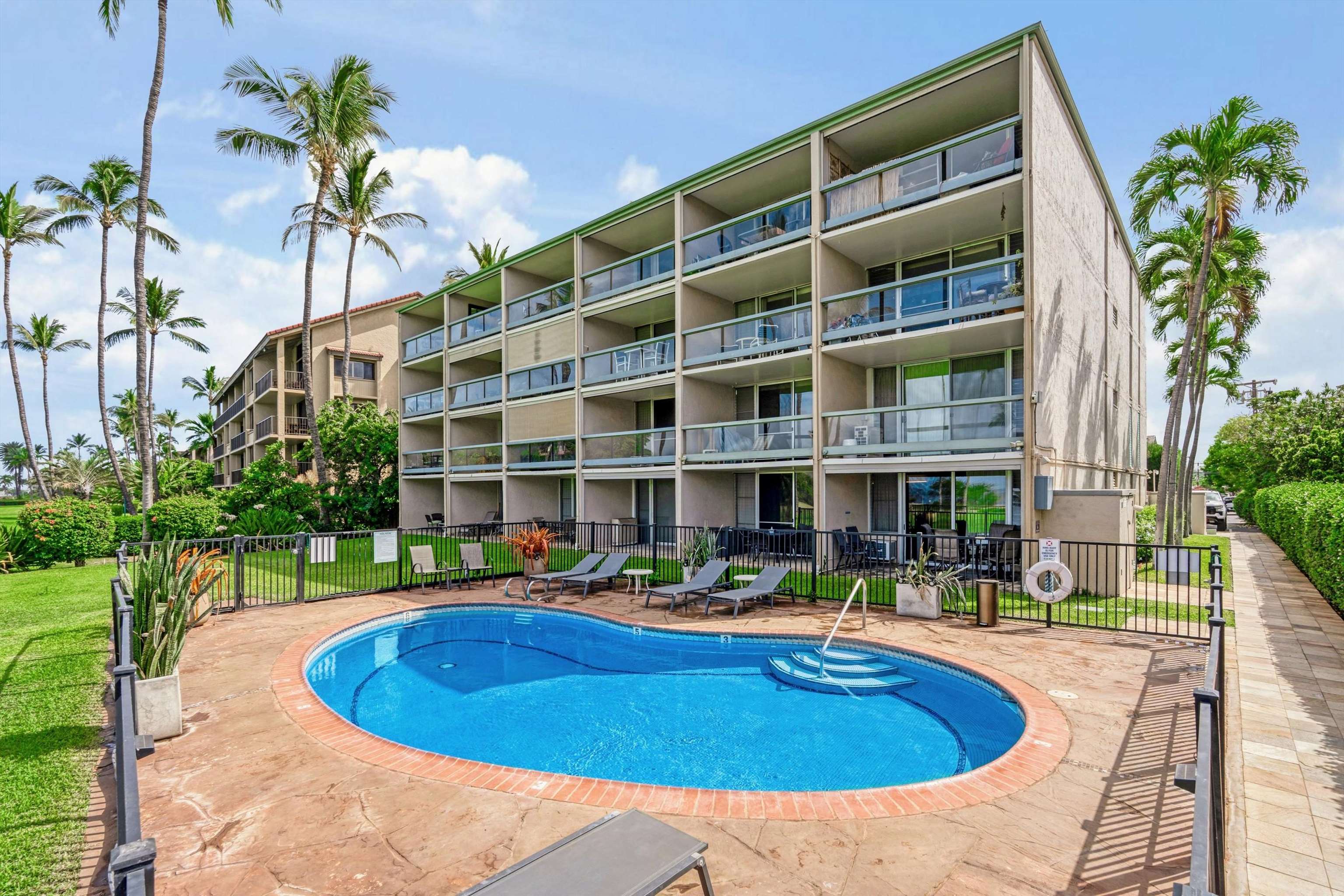 Leinaala condo # 404, Kihei, Hawaii - photo 27 of 45