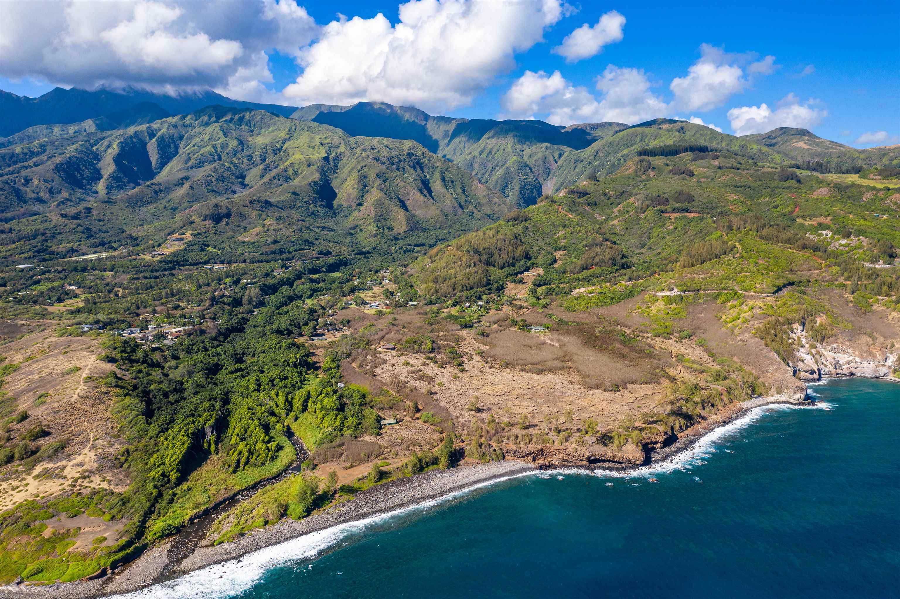 0 Kahekili Highway Waihee  - photo 3 of 29