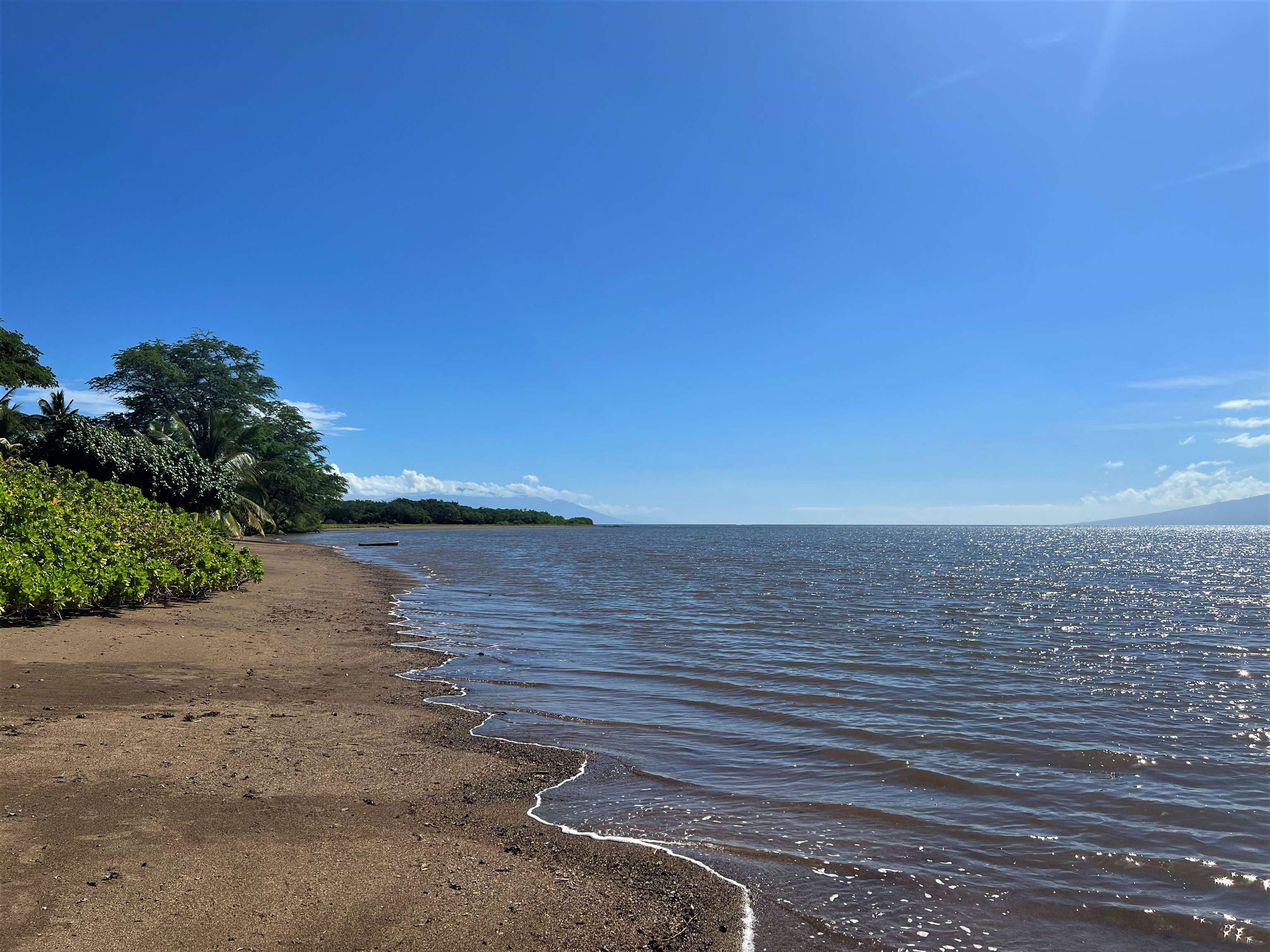 Kamehameha V Highway   - photo 10 of 12