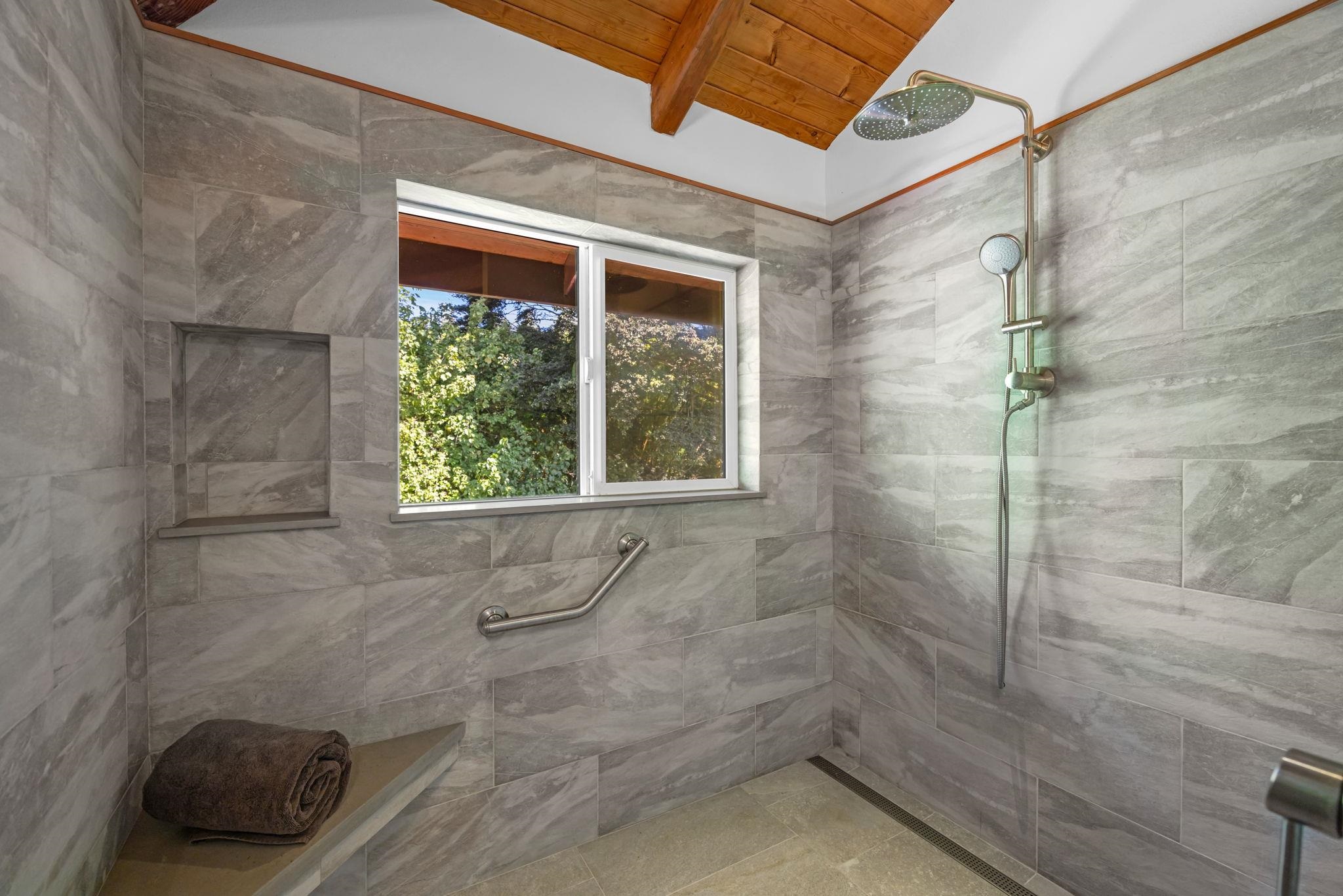 Pl , Haiku home - photo 16 of 42