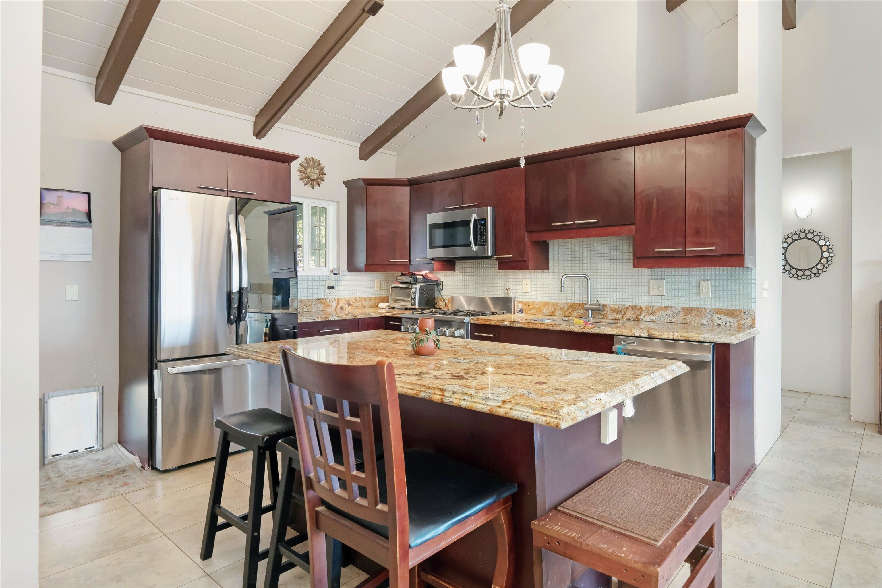 Pl Pl , Wailuku home - photo 14 of 48