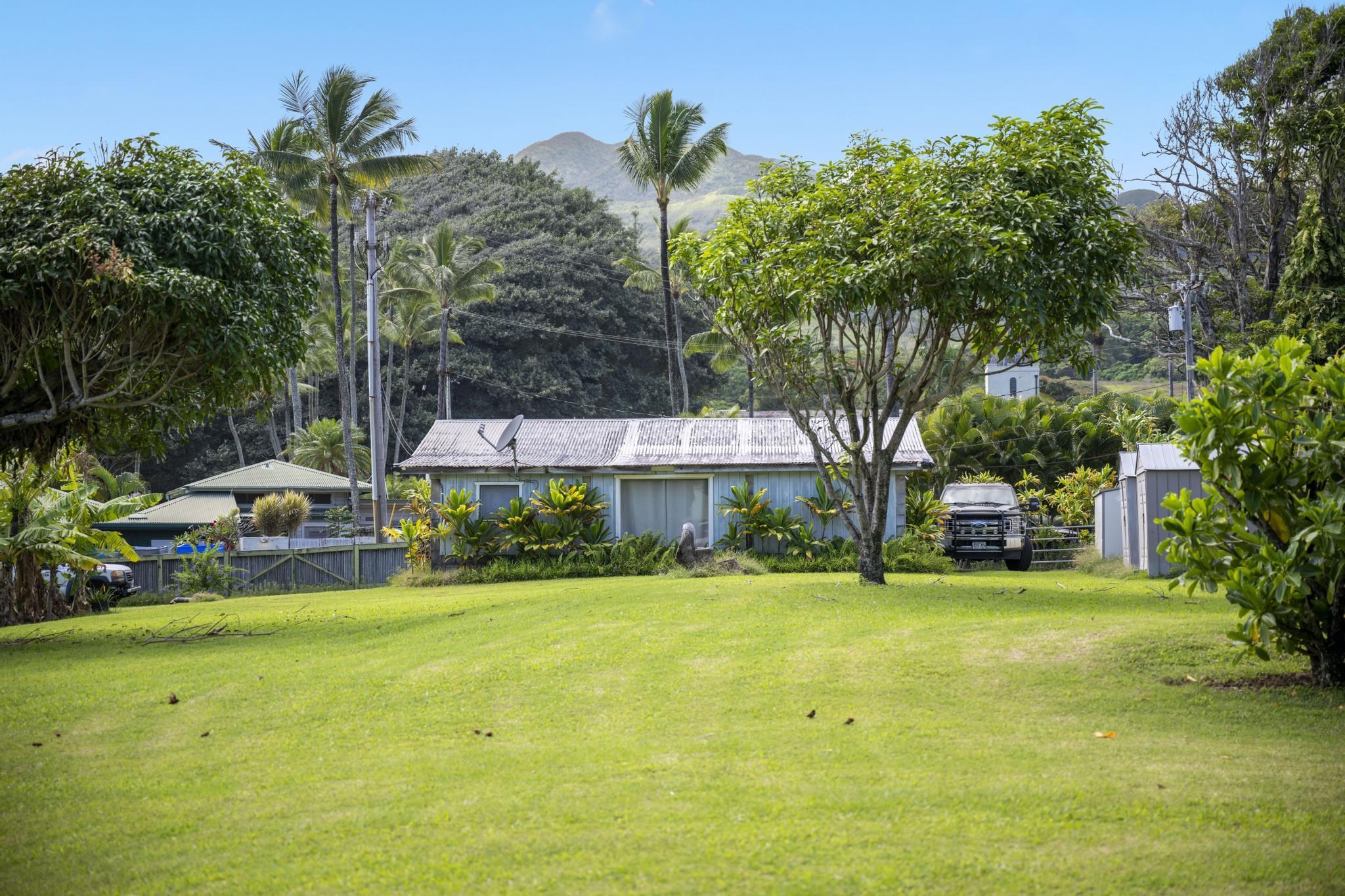 0  Uakea Rd 1462-1 Hana Ball Park, Hana home - photo 2 of 14