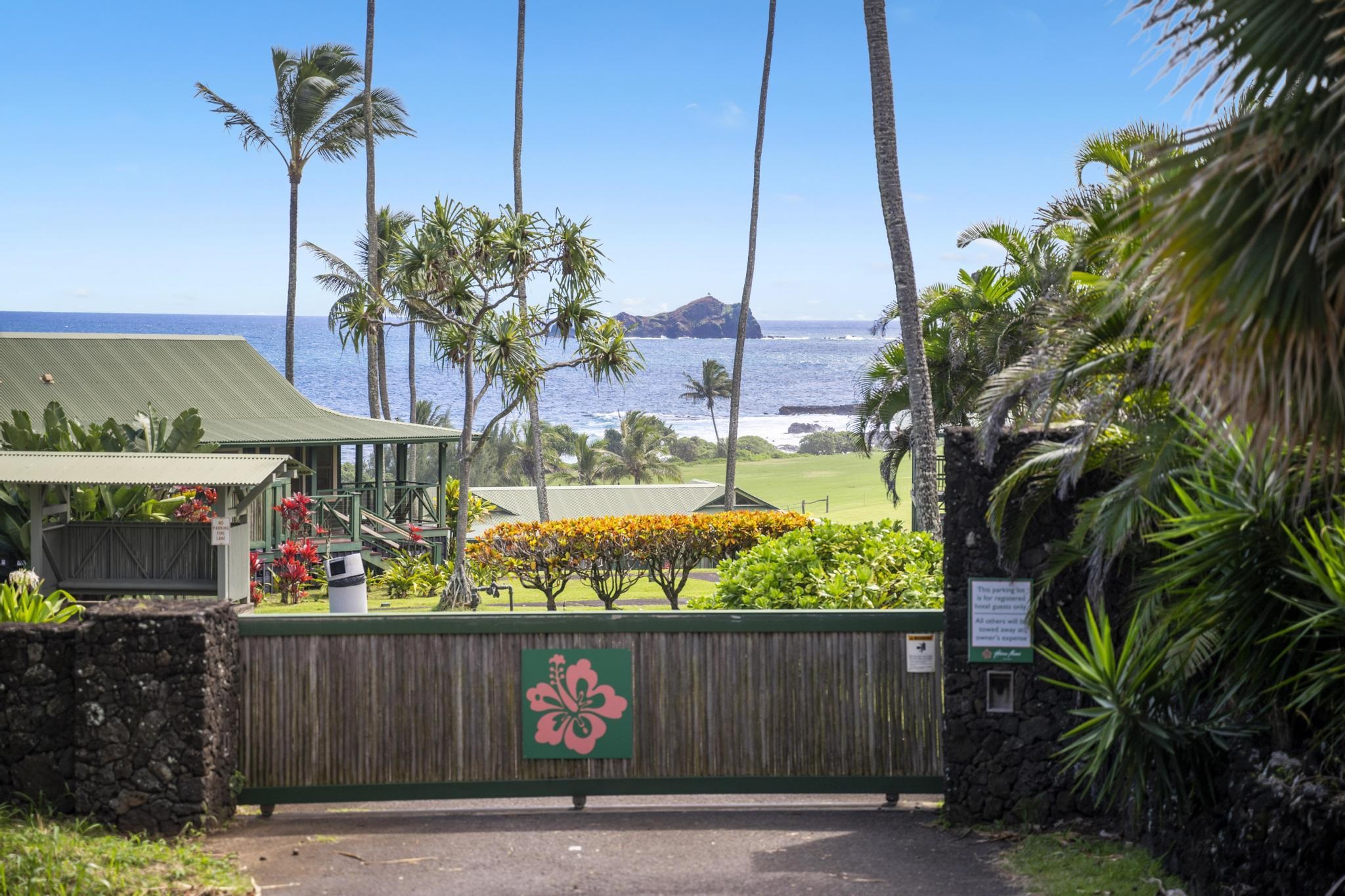 0  Uakea Rd 1462-1 Hana Ball Park, Hana home - photo 8 of 14