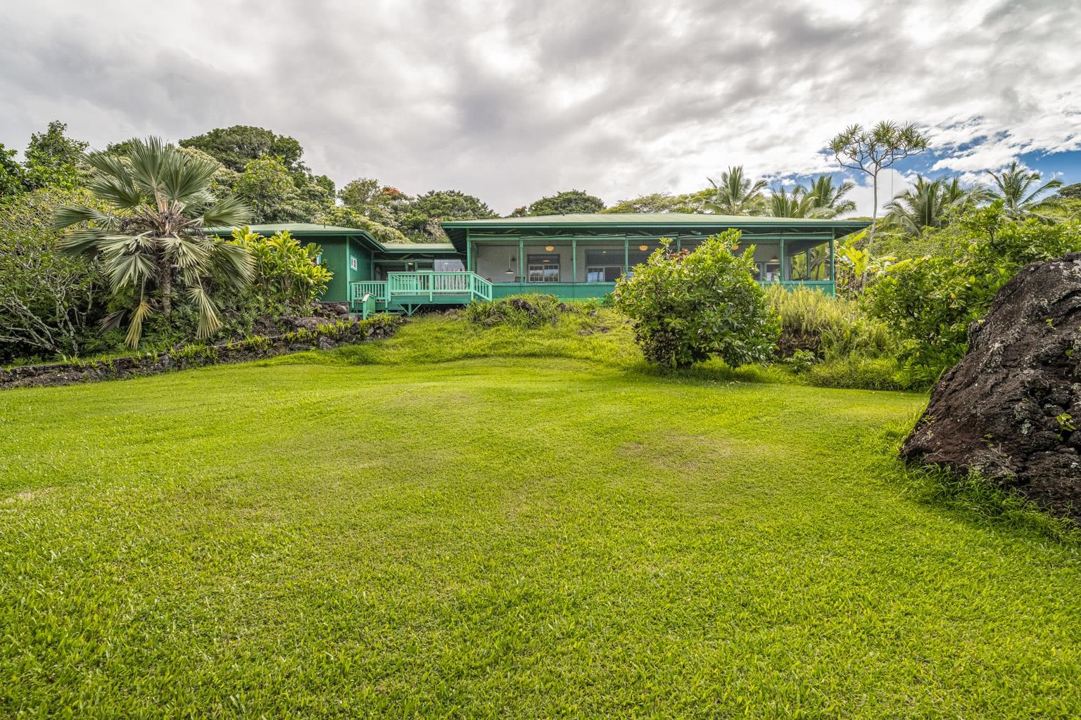 0  Ulaino Rd , Hana home - photo 33 of 46