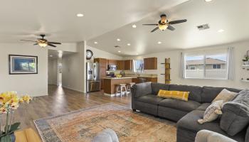 1  Makahakaha Loop , Wailuku home - photo 2 of 37